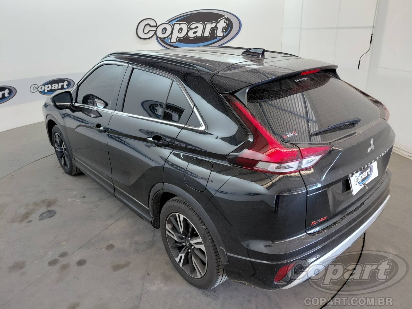 Mitsubishi Eclipse Cross 2024 — foto 3