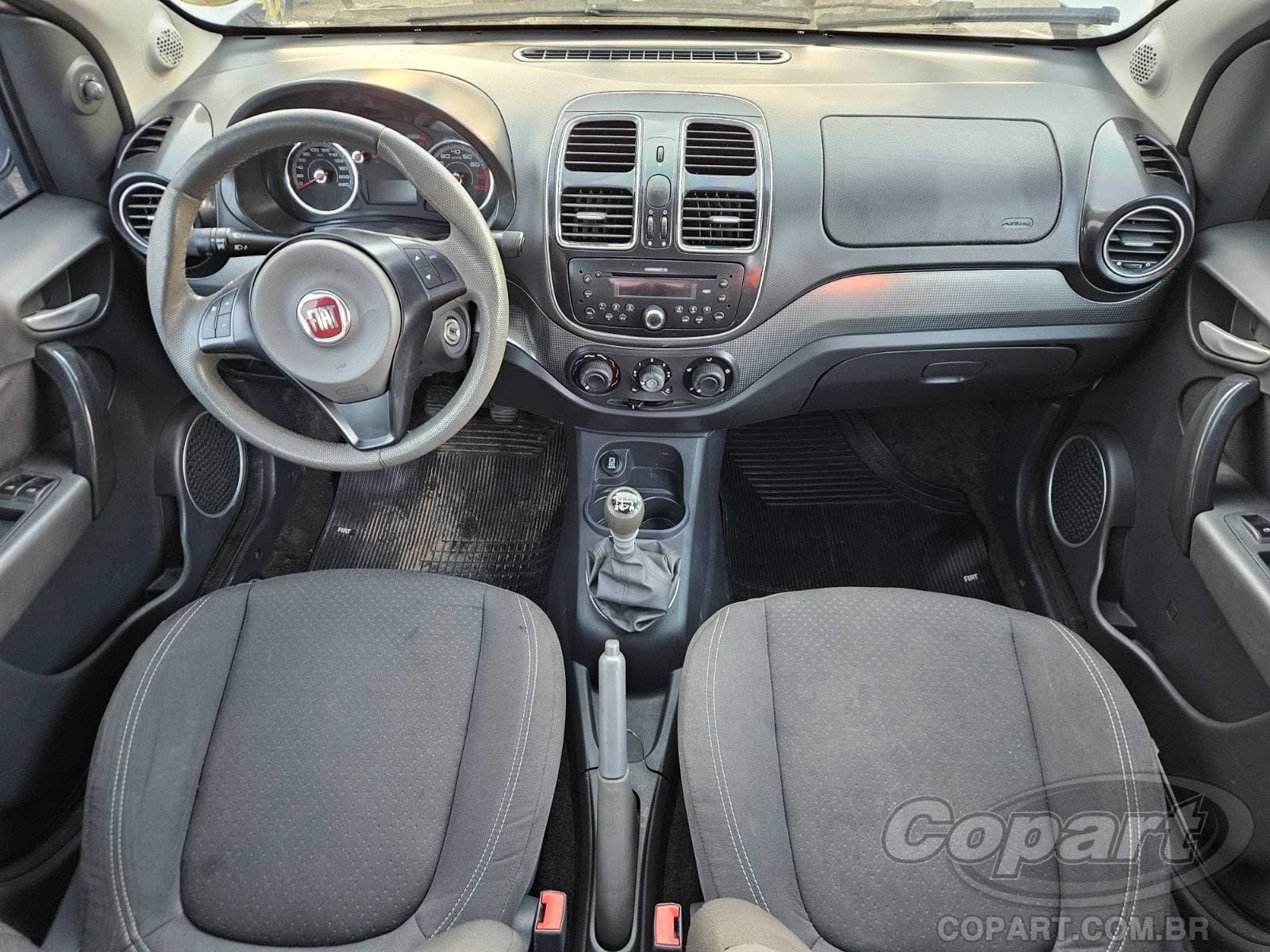 Fiat Grand Siena 2013 — foto 9