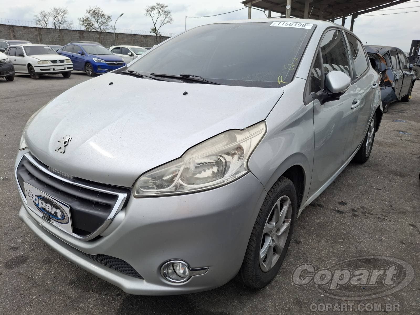 Peugeot 208 2016 — foto 2