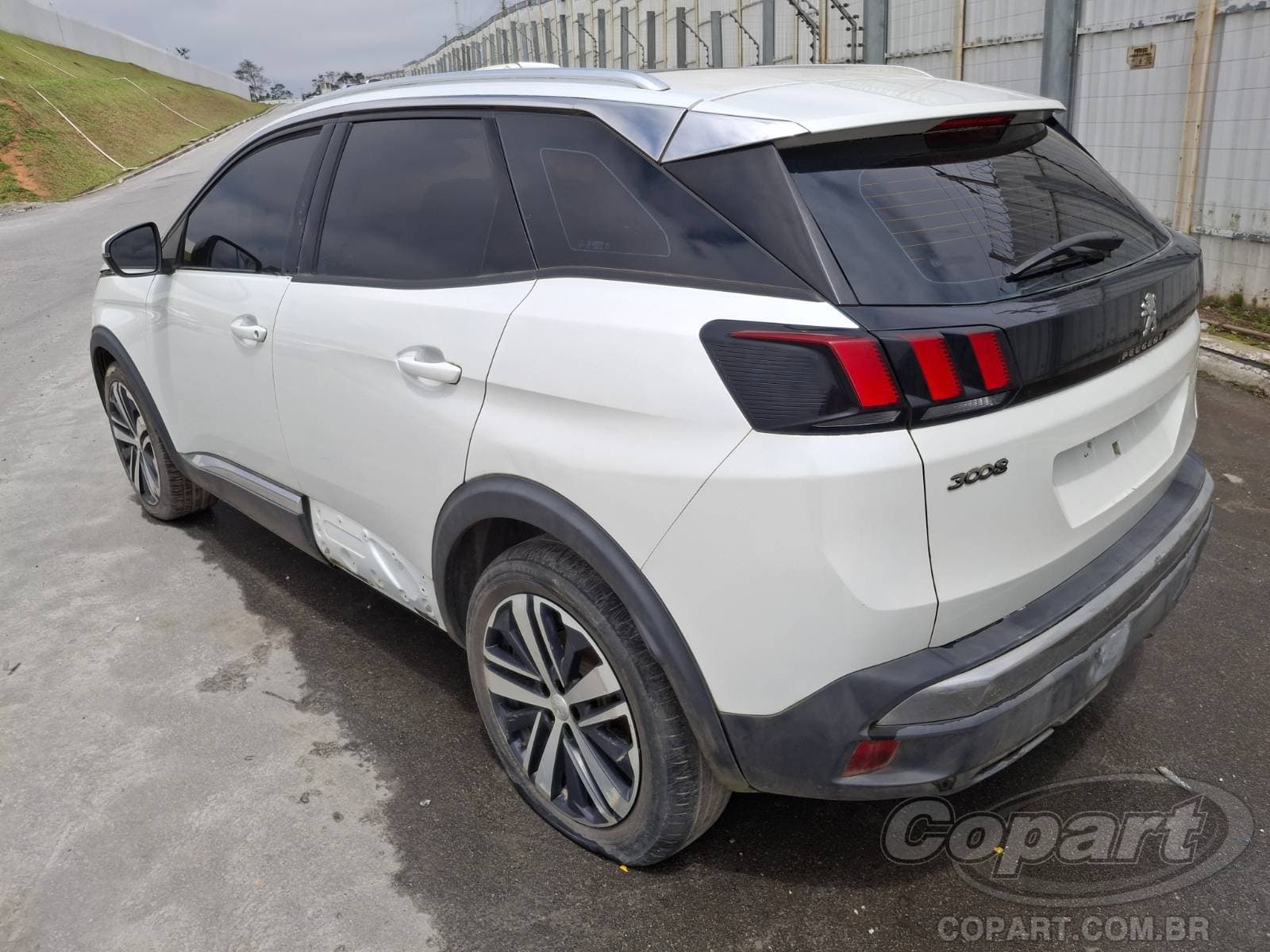 Peugeot 3008 2019 — foto 3