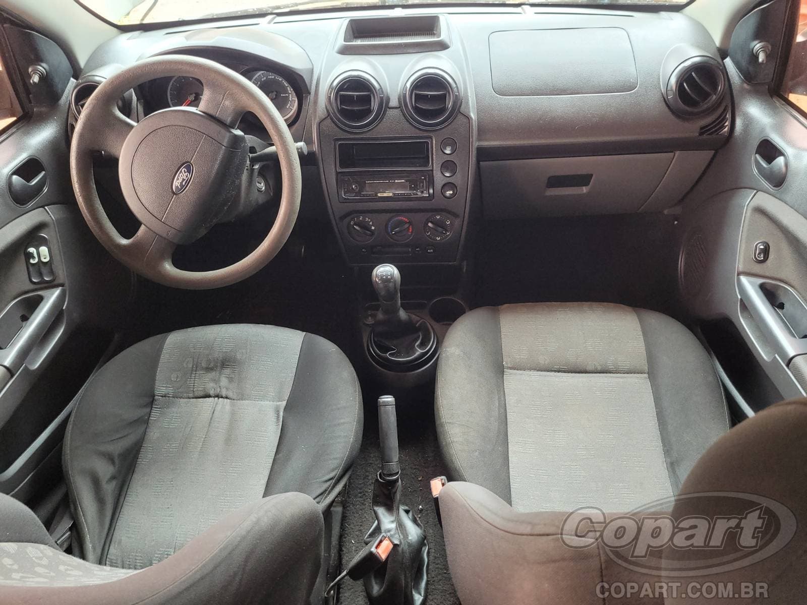 Ford Fiesta 2013 — foto 9