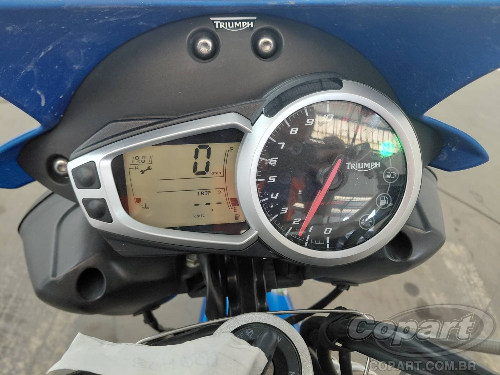 Triumph Speed Triple 2014 — foto 9