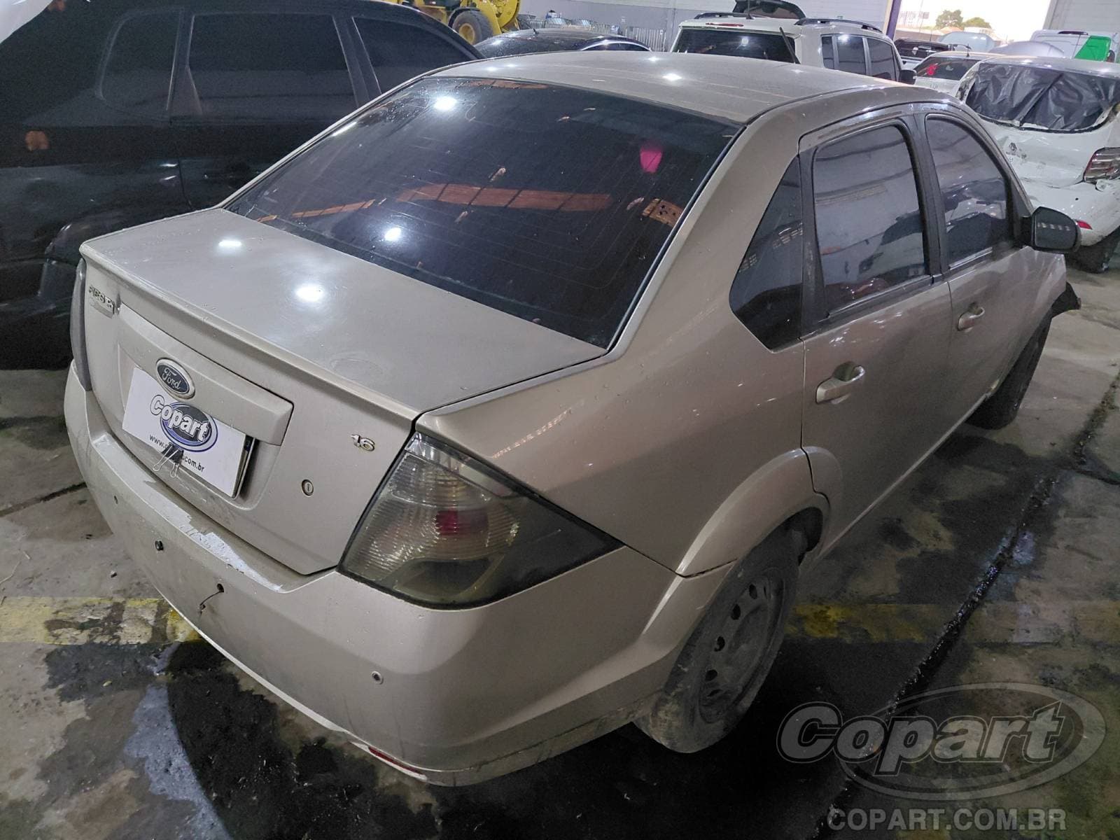 Ford Fiesta Sedan 2012 — foto 4