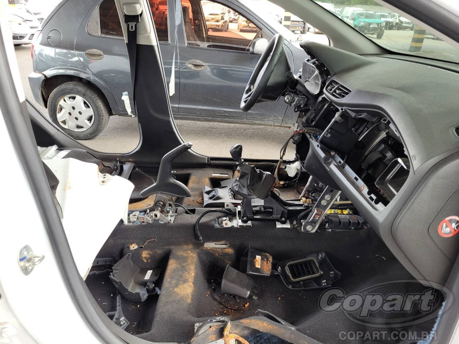 Chevrolet Onix 2020 — foto 5