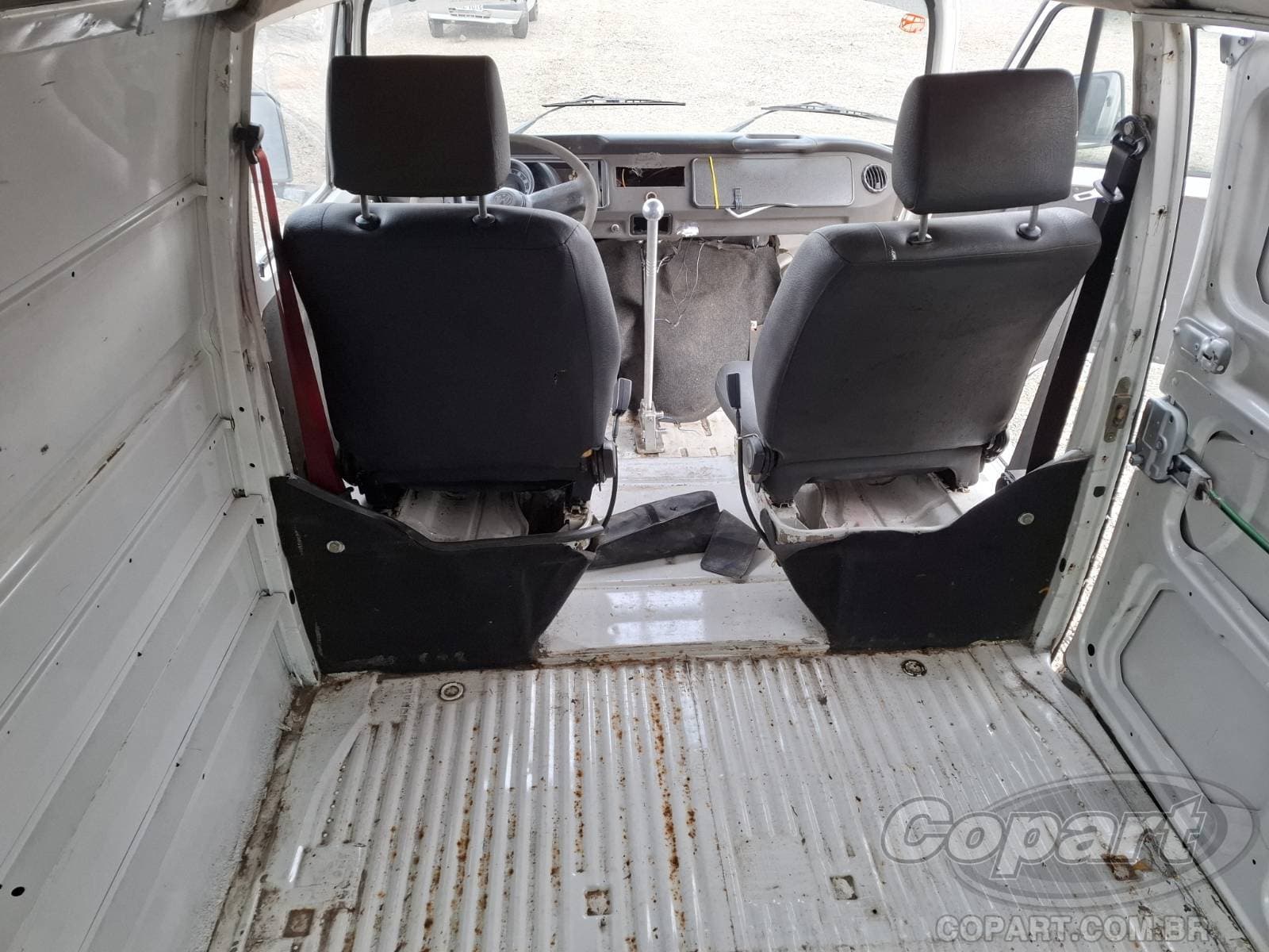 Volkswagen Kombi Furgao 2012 — foto 6