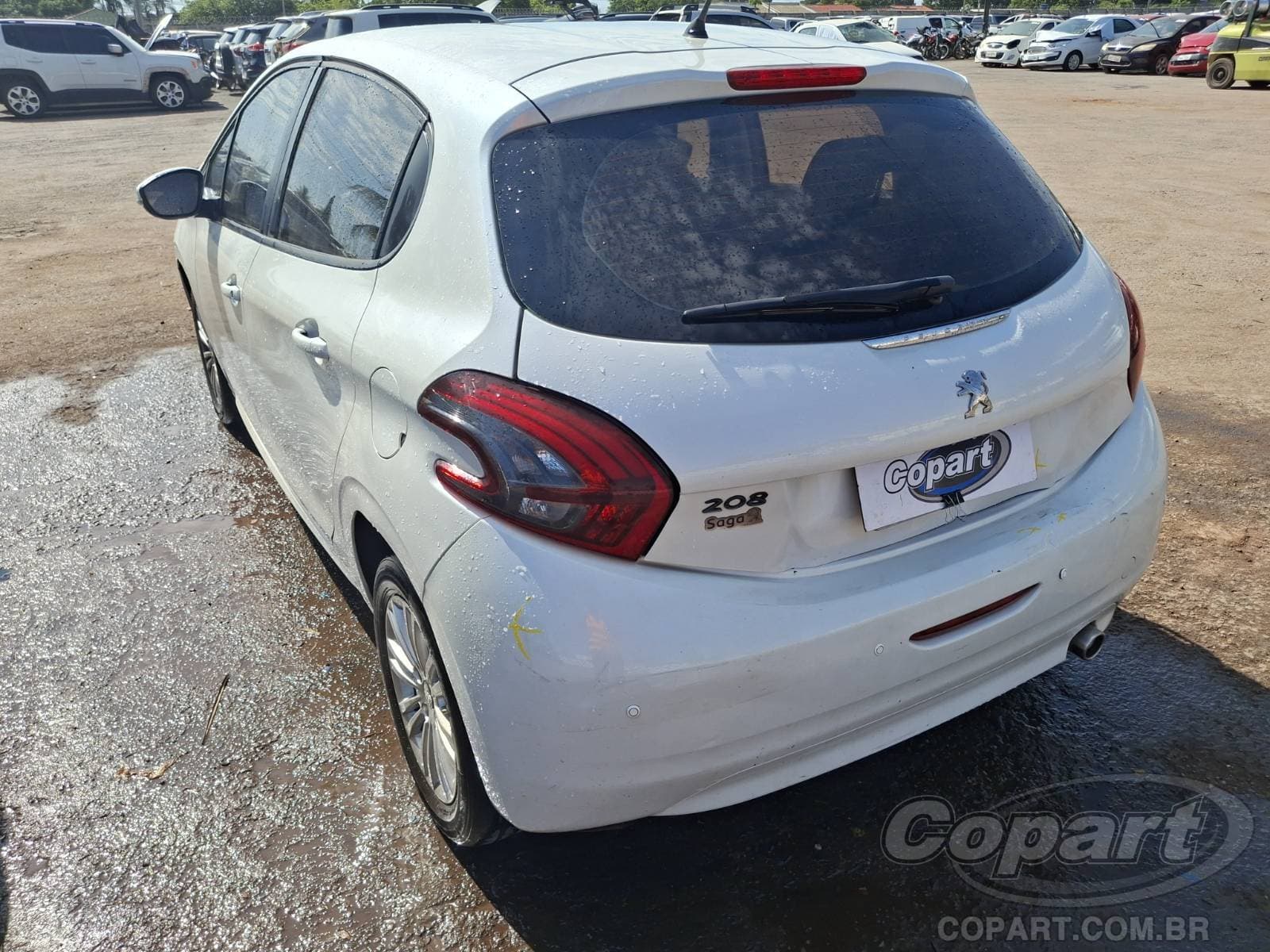 Peugeot 208 2019 — foto 3