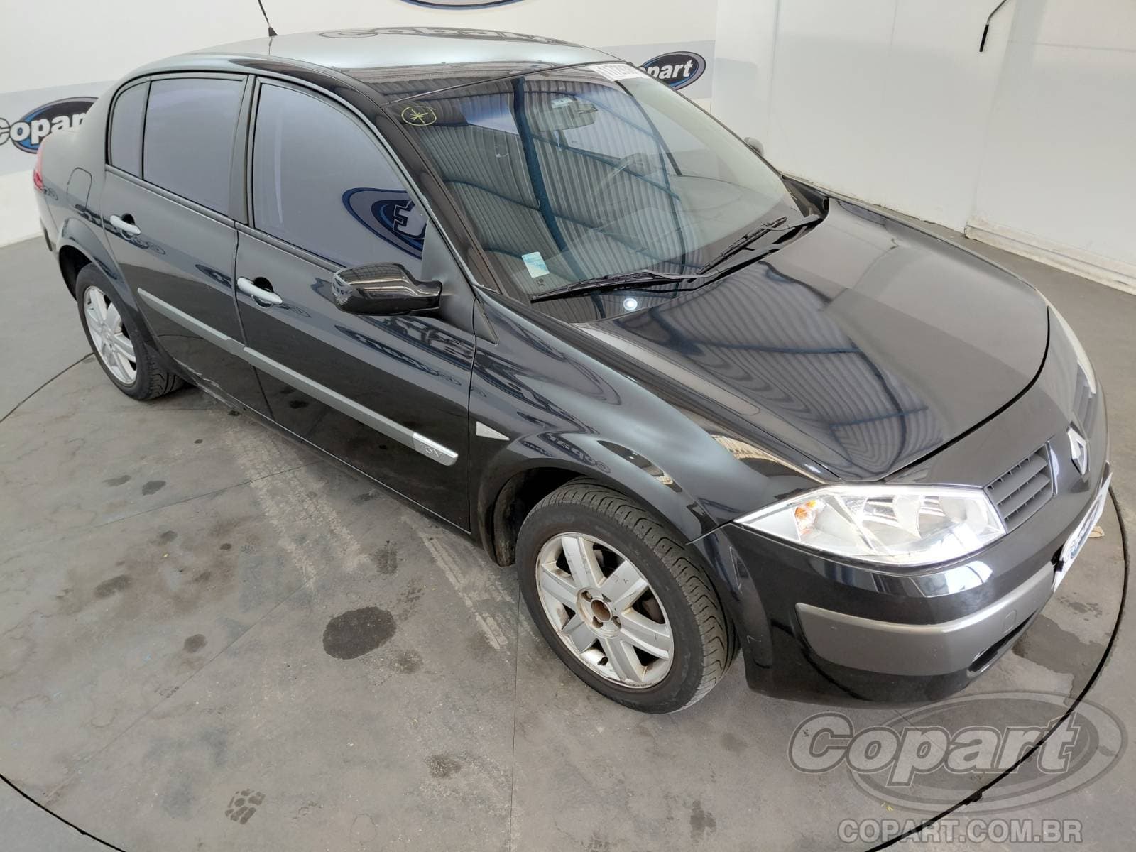 Renault Megane Sedan 2009 — foto 1