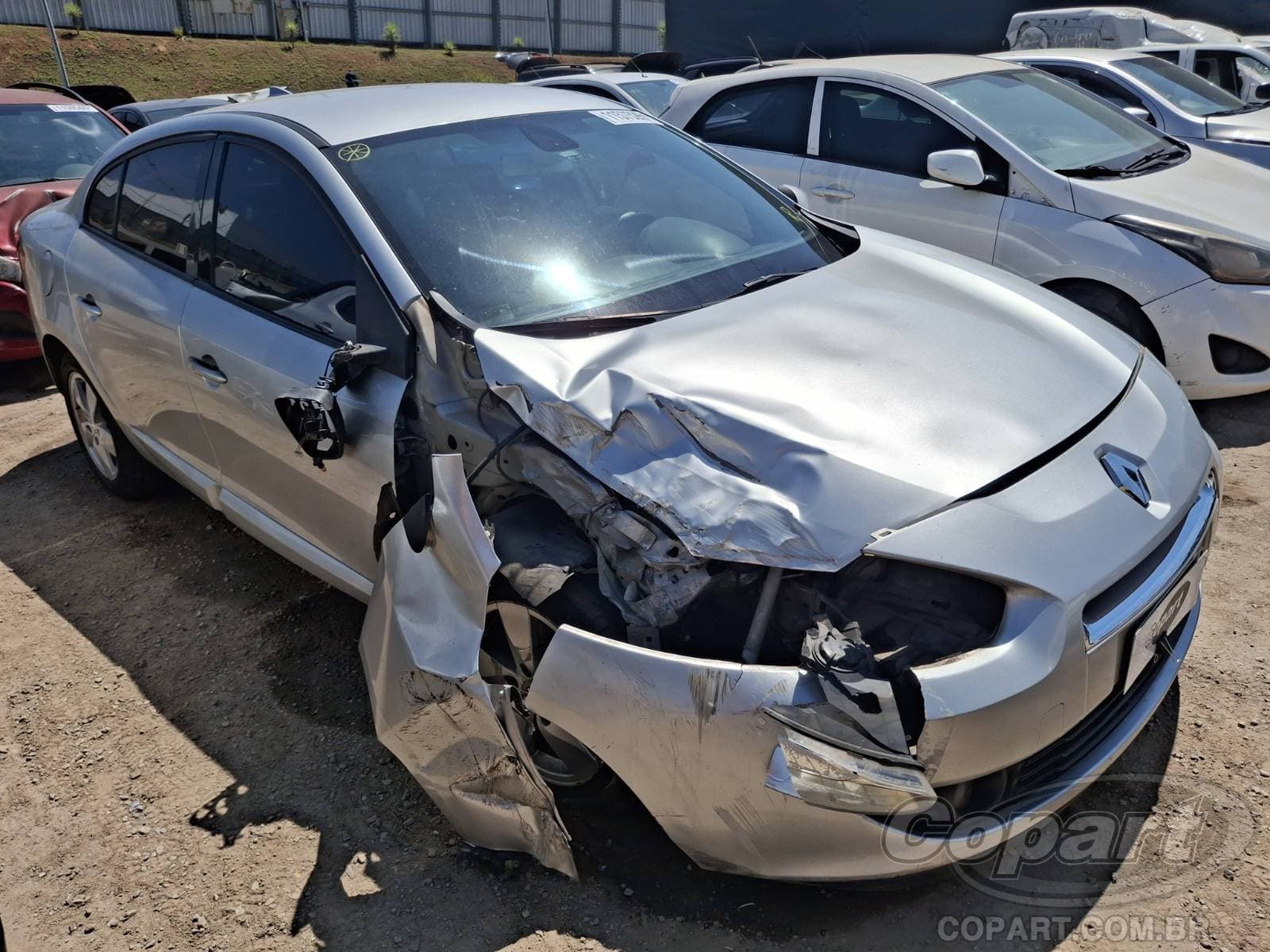Renault Fluence 2011 — foto 1