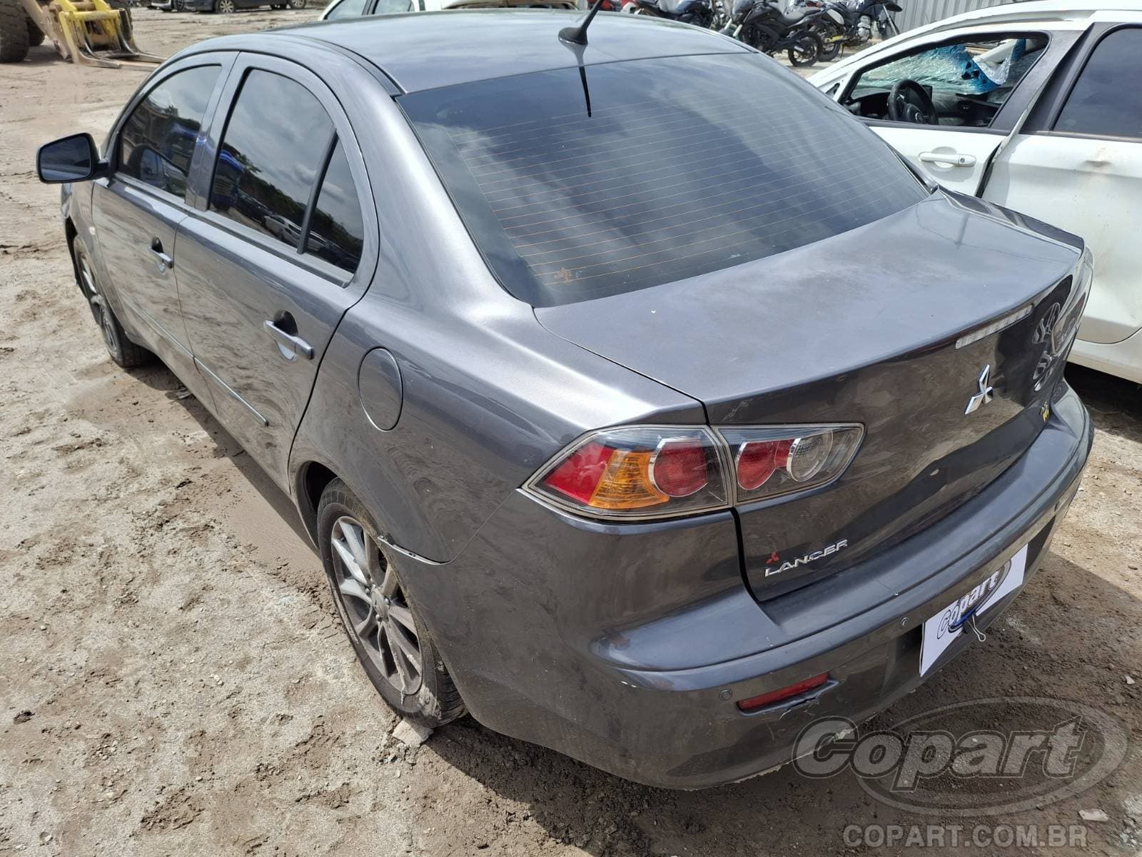 Mitsubishi Lancer 2016 — foto 3