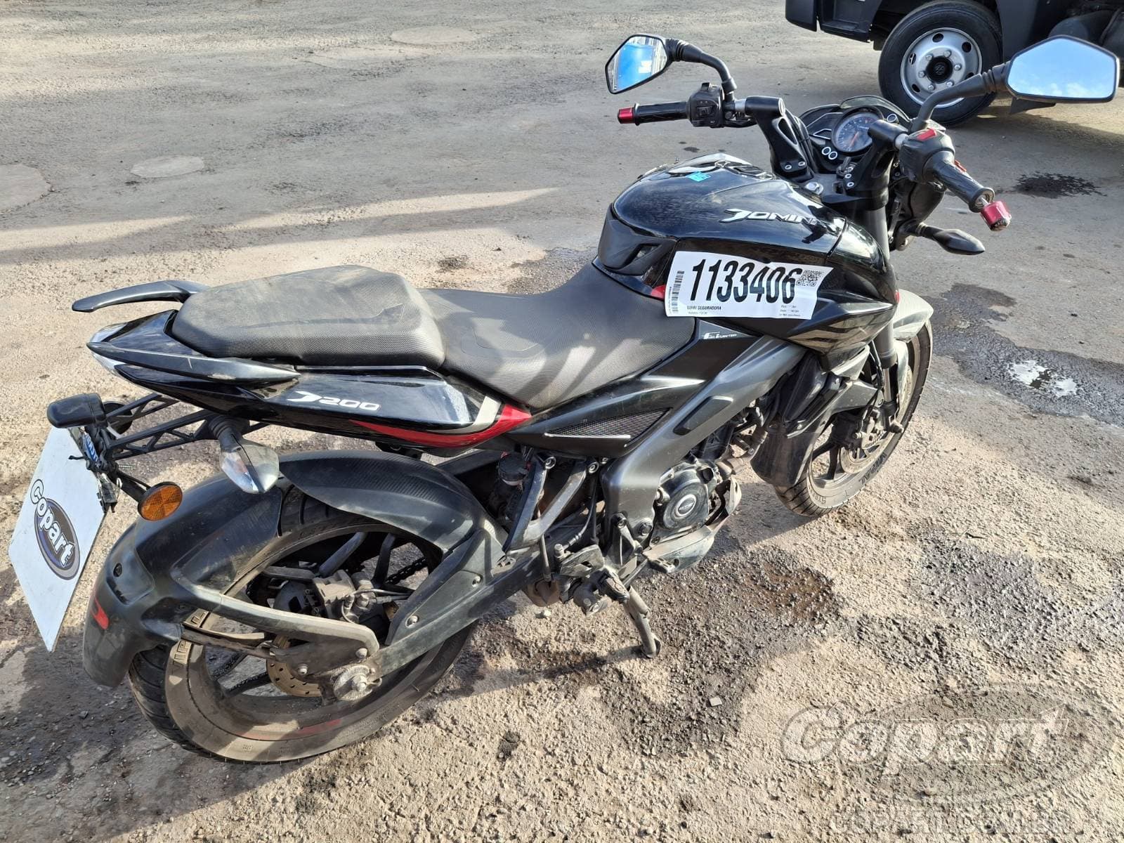 Bajaj Dominar 2025 — foto 4