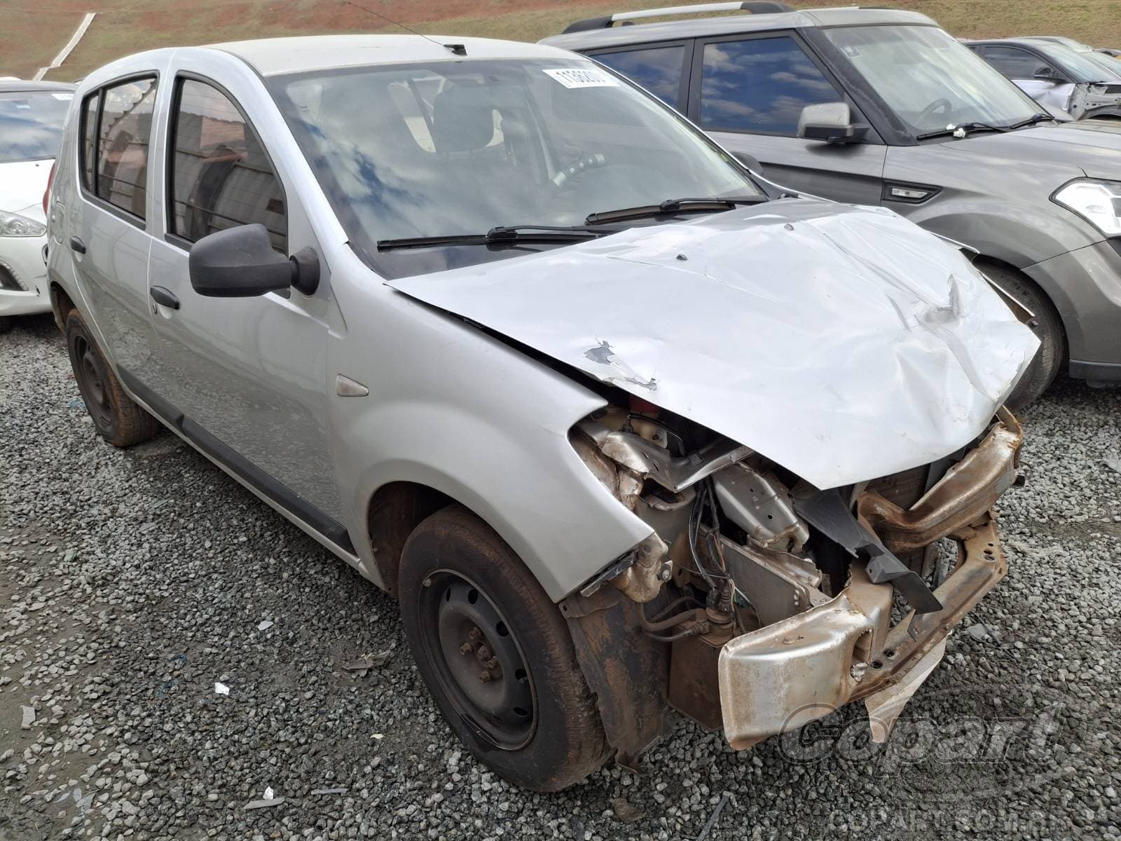 Renault Sandero 2011 — foto 1