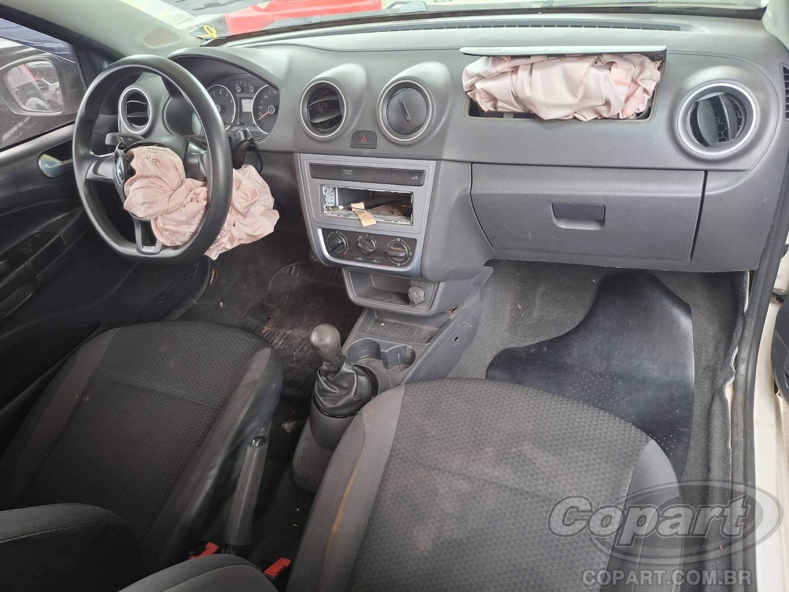 Volkswagen Saveiro 2018 — foto 9