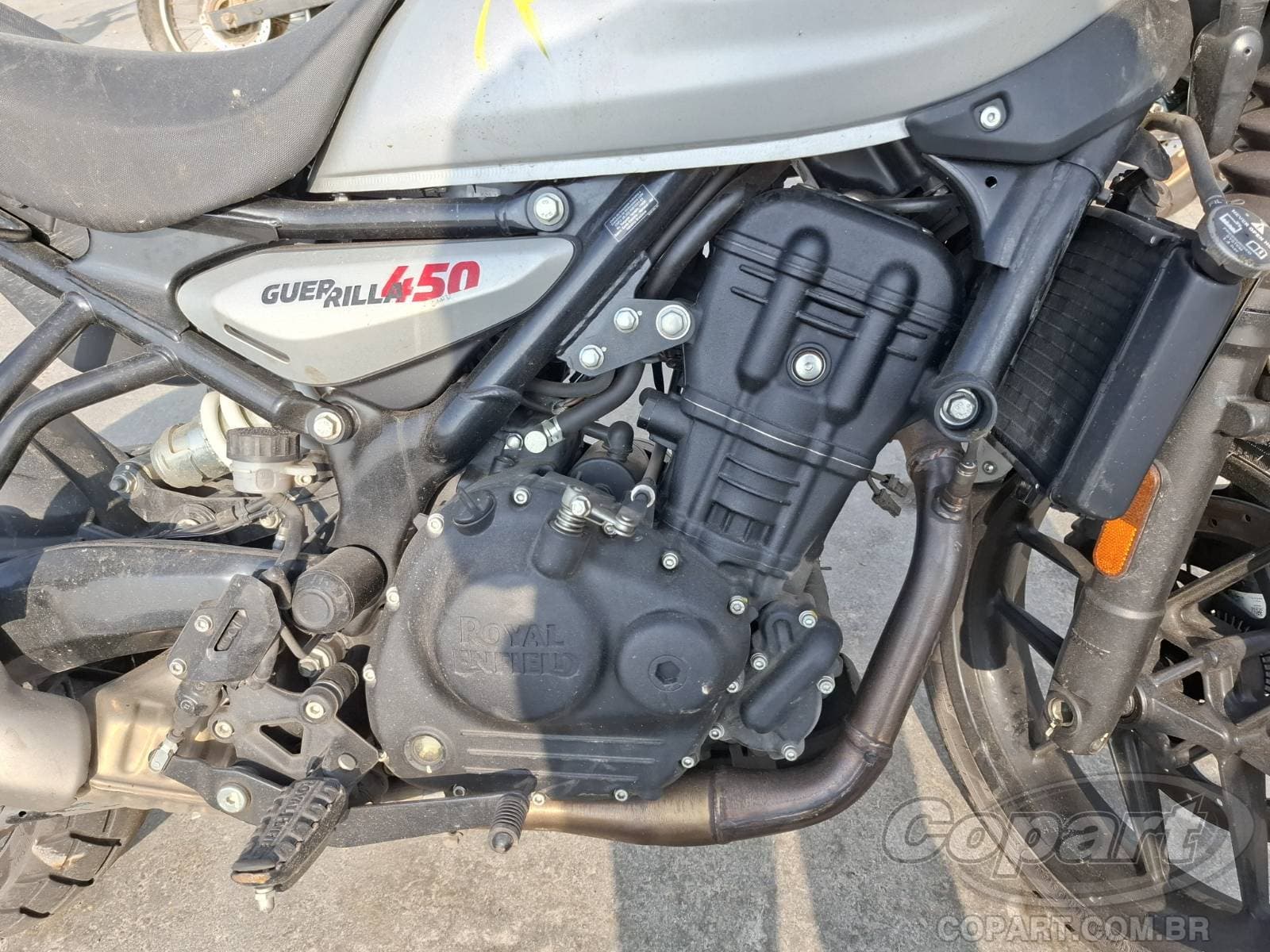 Royal Enfield Guerrilla 2026 — foto 5