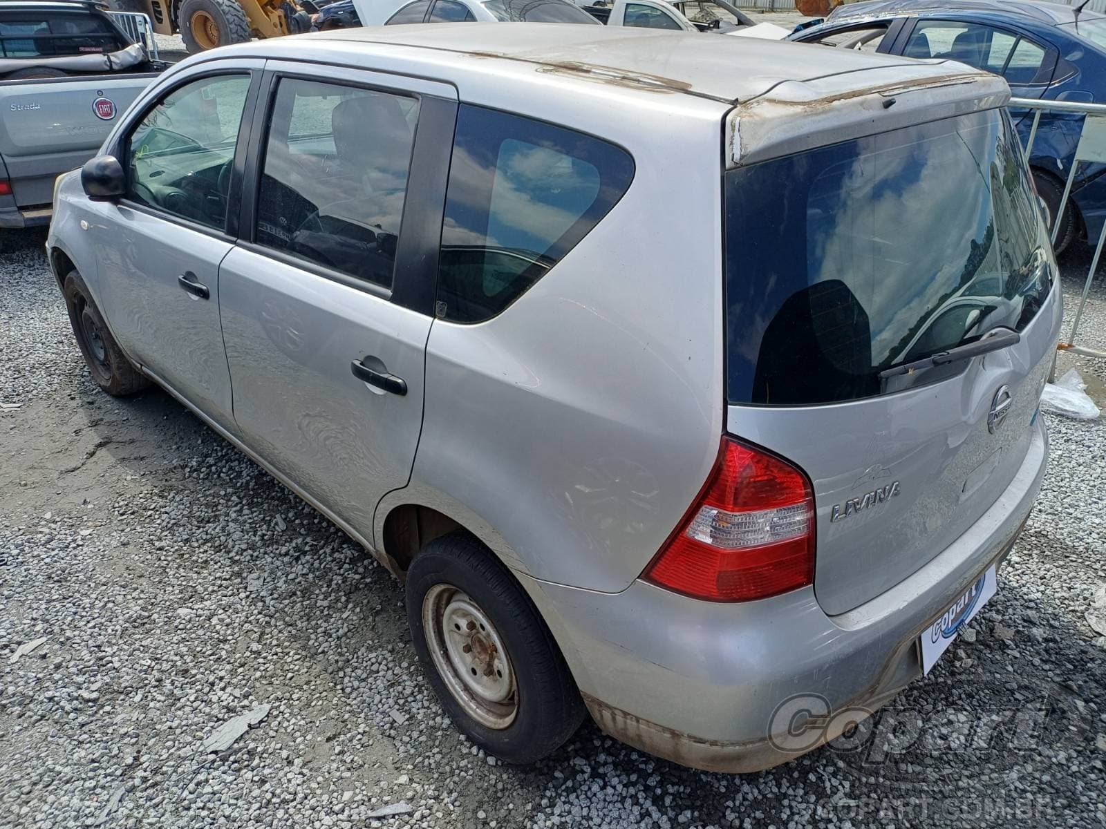 Nissan Livina 2012 — foto 3