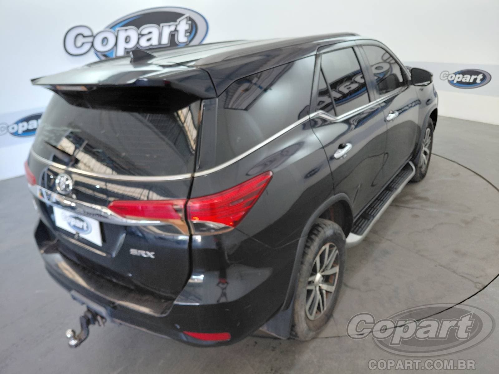 Toyota SW4 2019 — foto 4