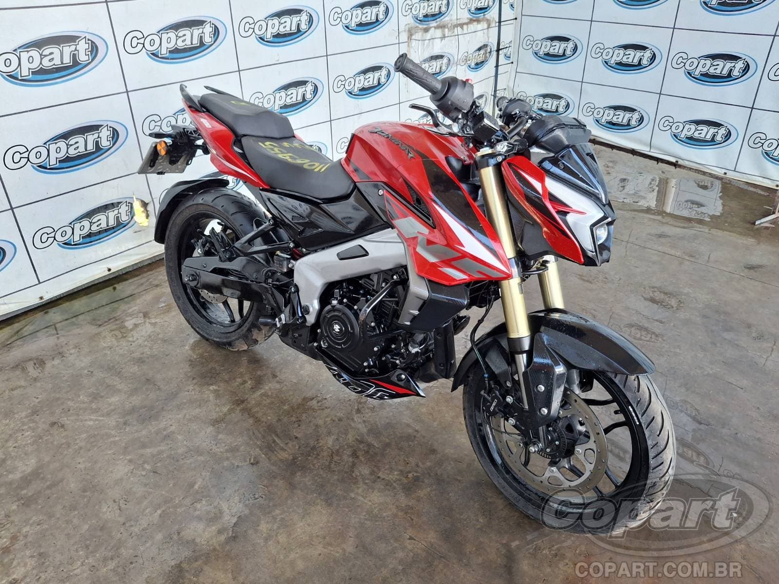 Bajaj Dominar 2026