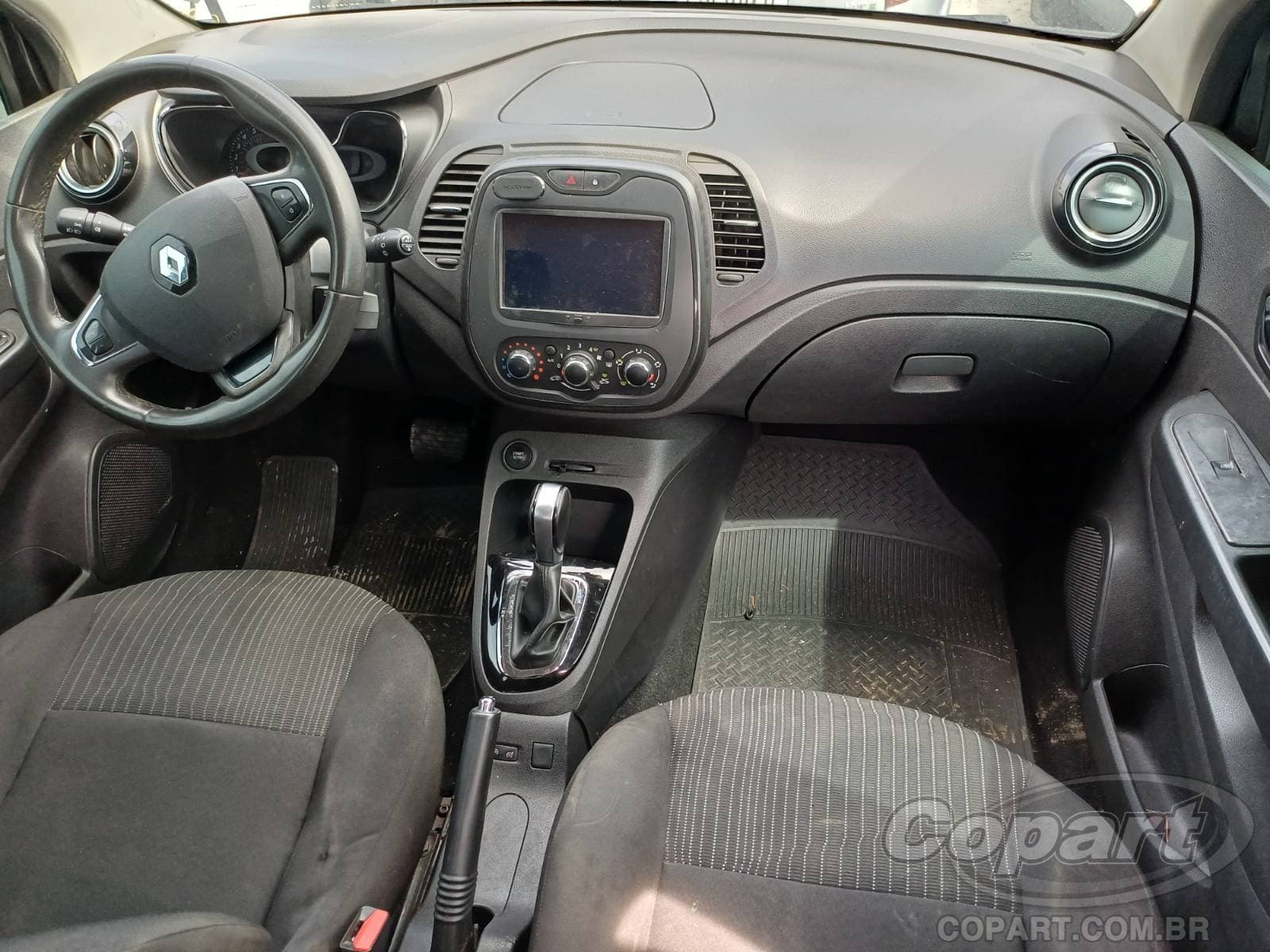 Renault Captur 2019 — foto 9