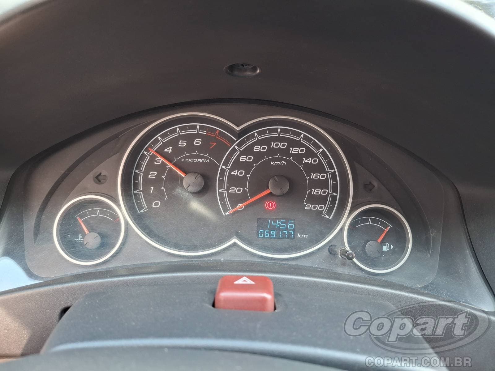 Chevrolet Celta 2014 — foto 8