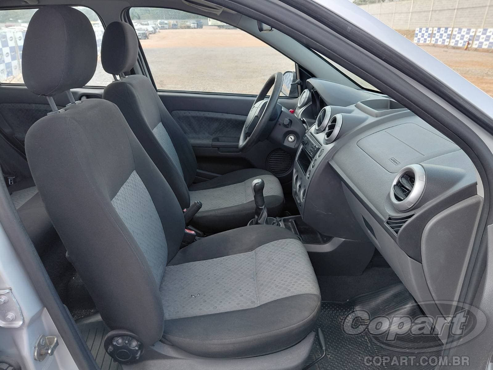 Ford Fiesta 2013 — foto 5