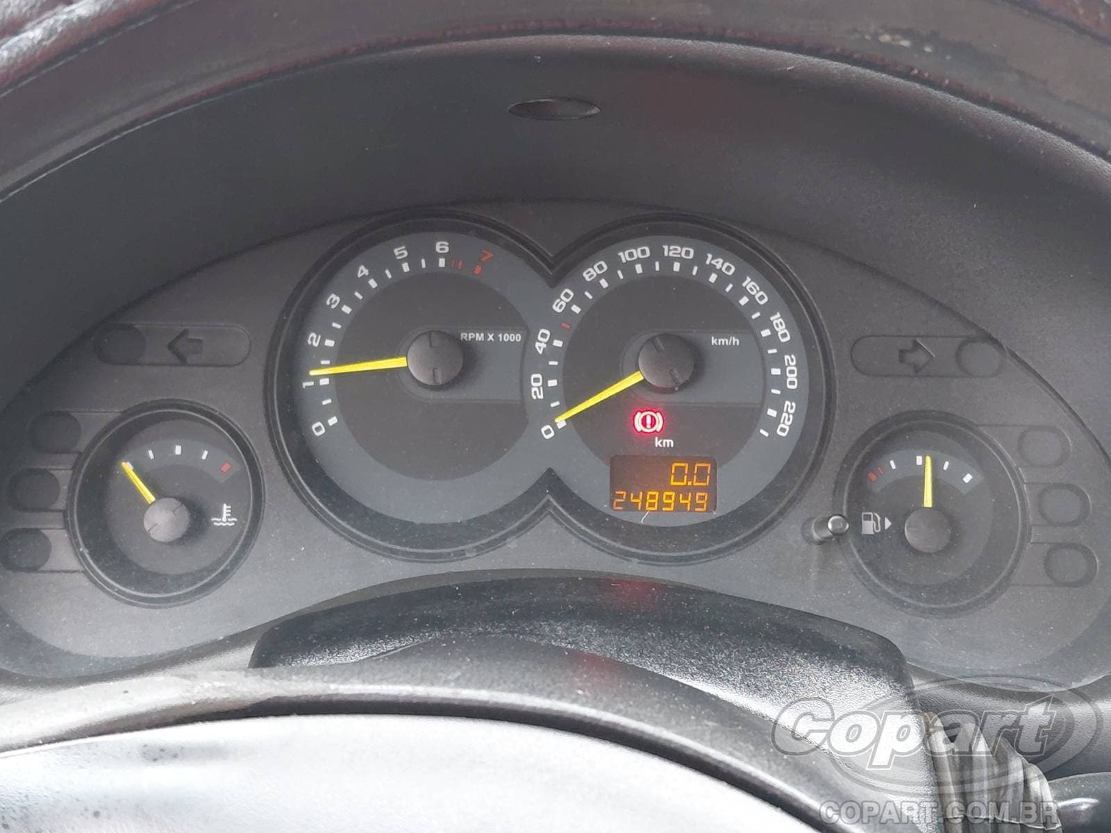 Chevrolet Classic 2011 — foto 8