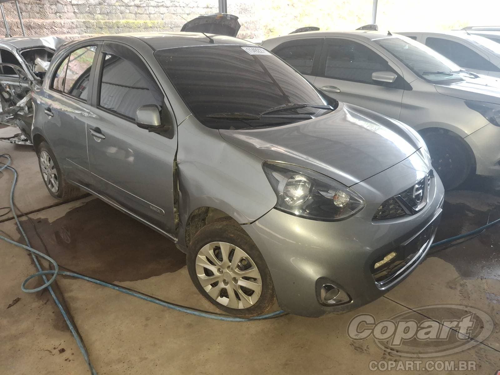 Nissan March 1.6 16V 2015