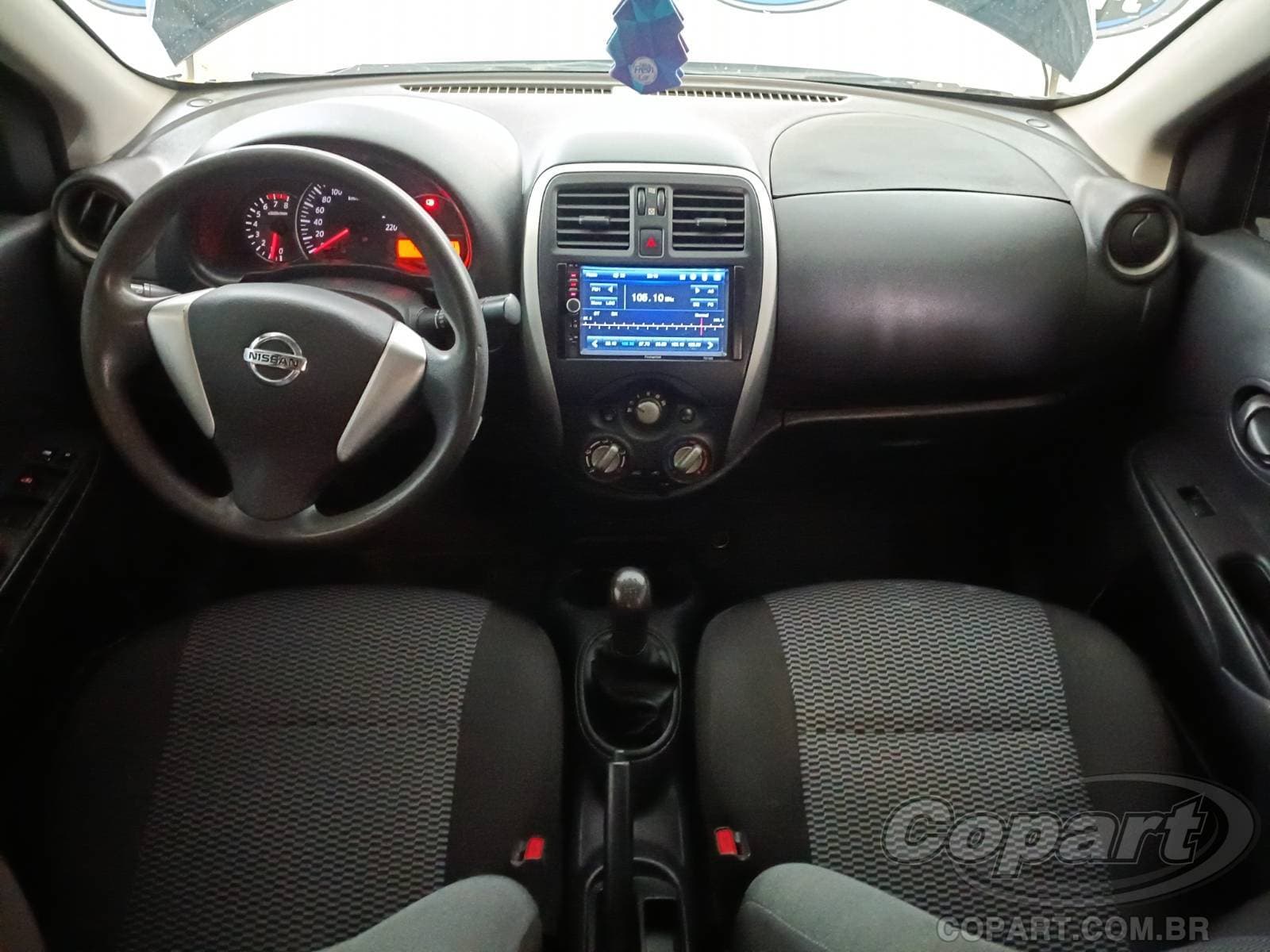 Nissan Versa 2019 — foto 9