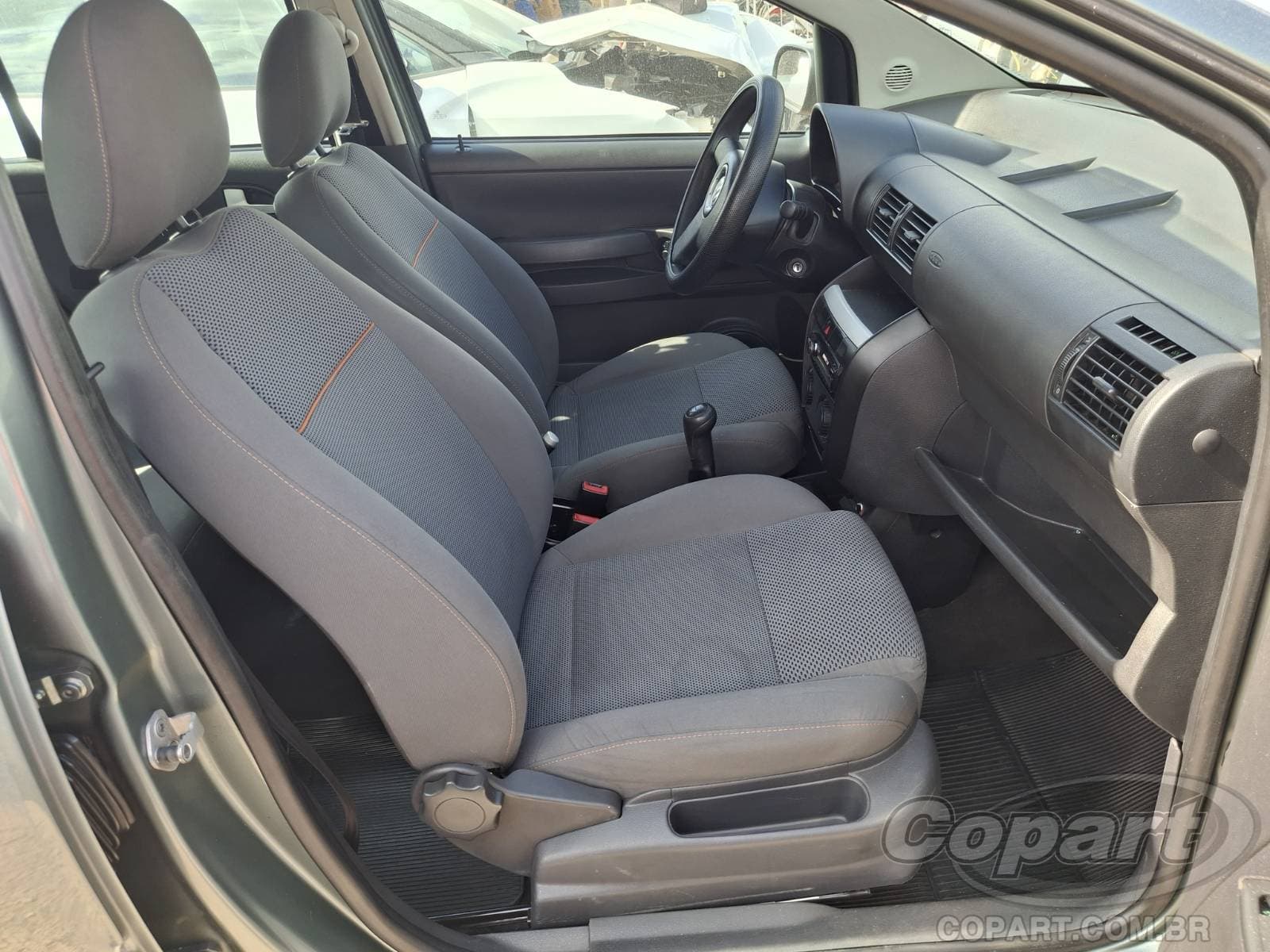 Volkswagen FOX 2009 — foto 5