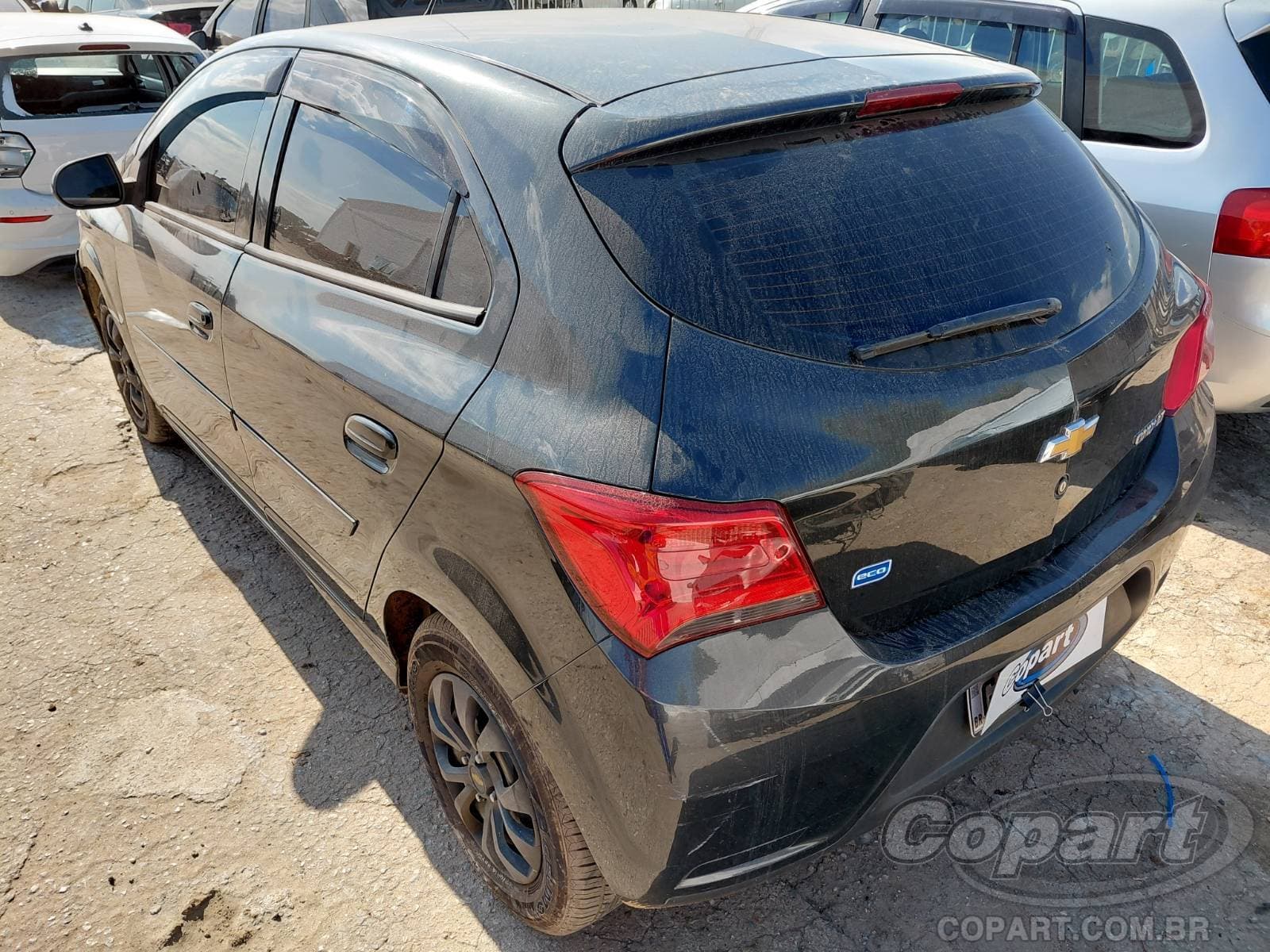 Chevrolet Onix 2017 — foto 3