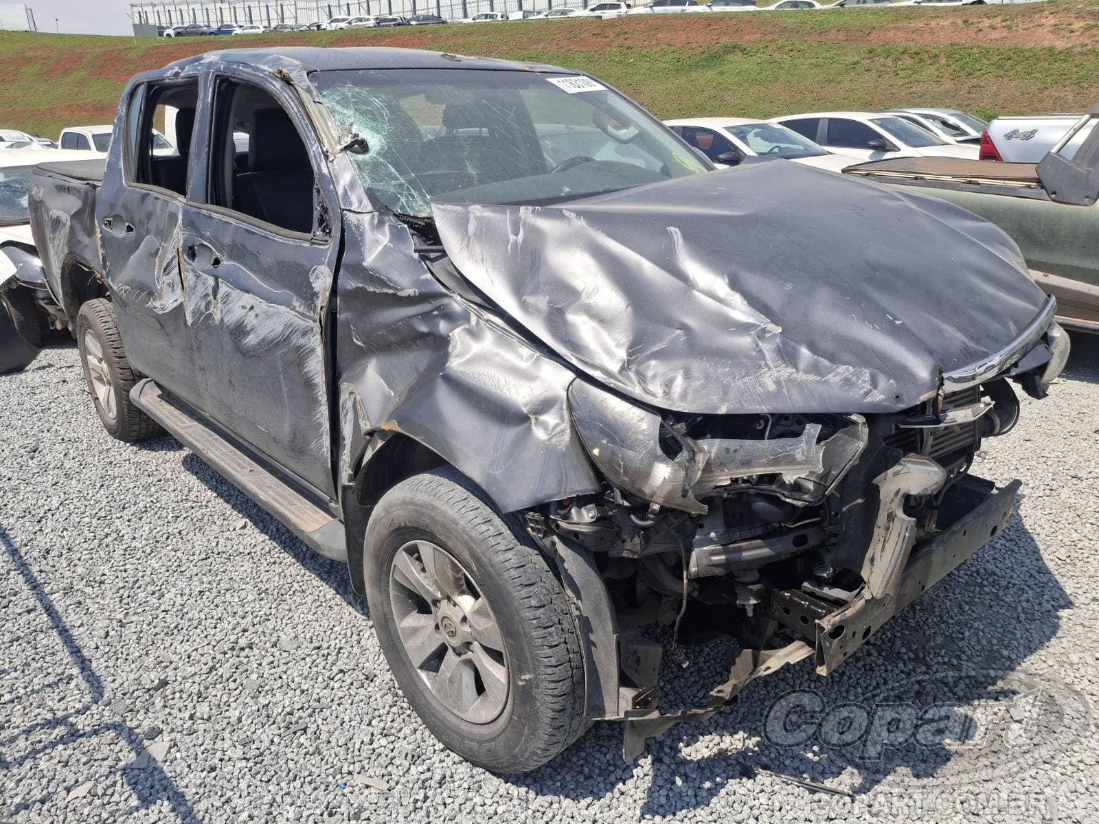 Toyota Hilux CD 2017 — foto 1