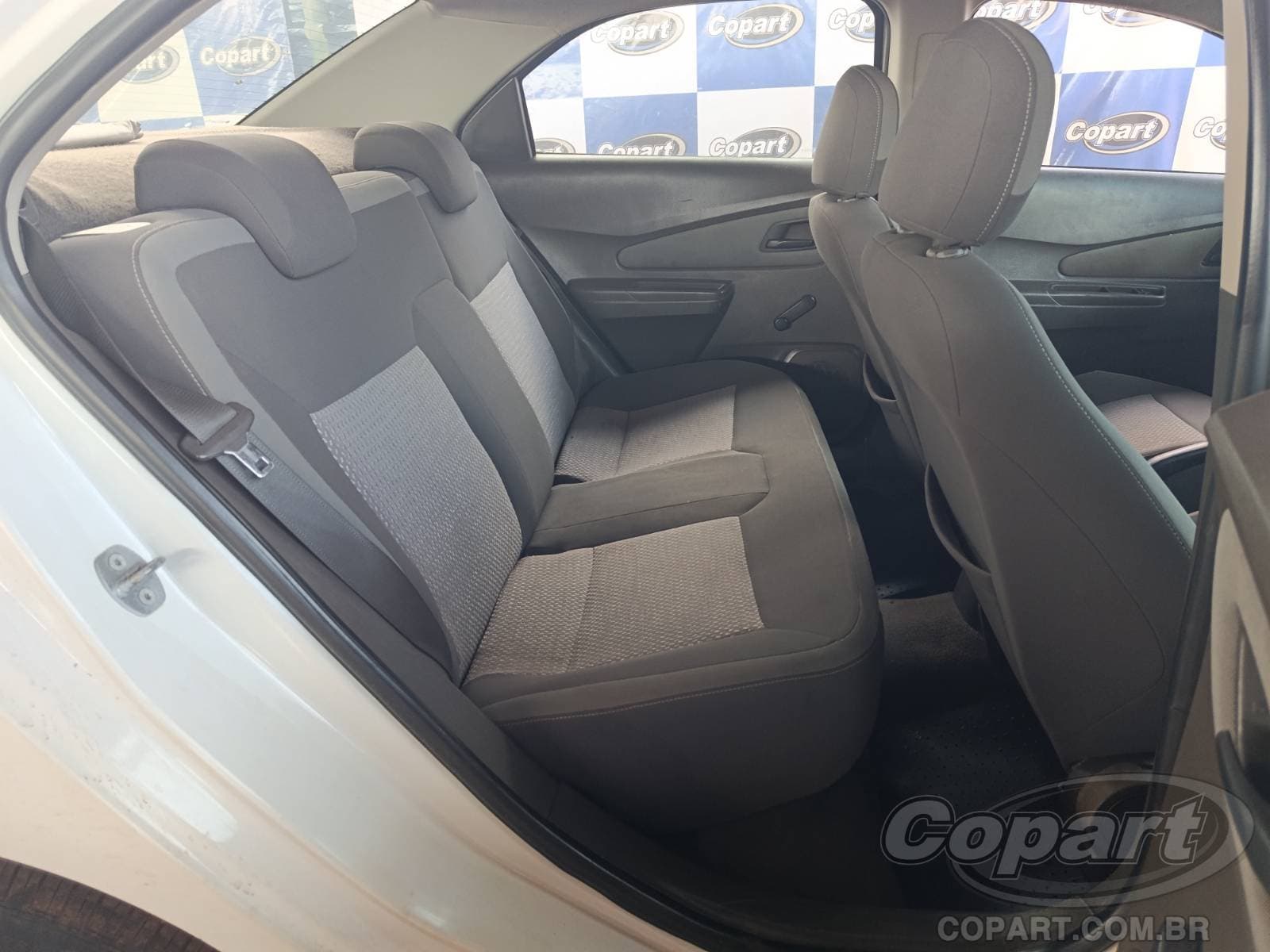 Chevrolet Cobalt 2012 — foto 6