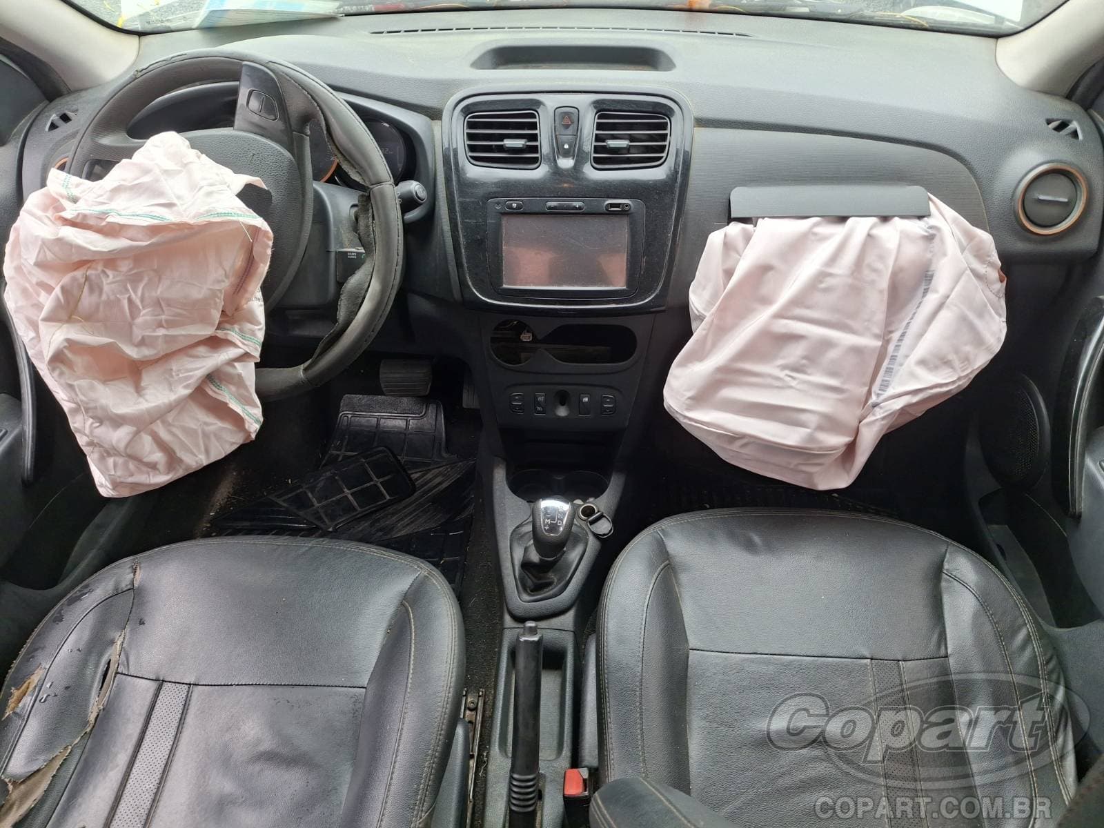 Renault Sandero 2015 — foto 9