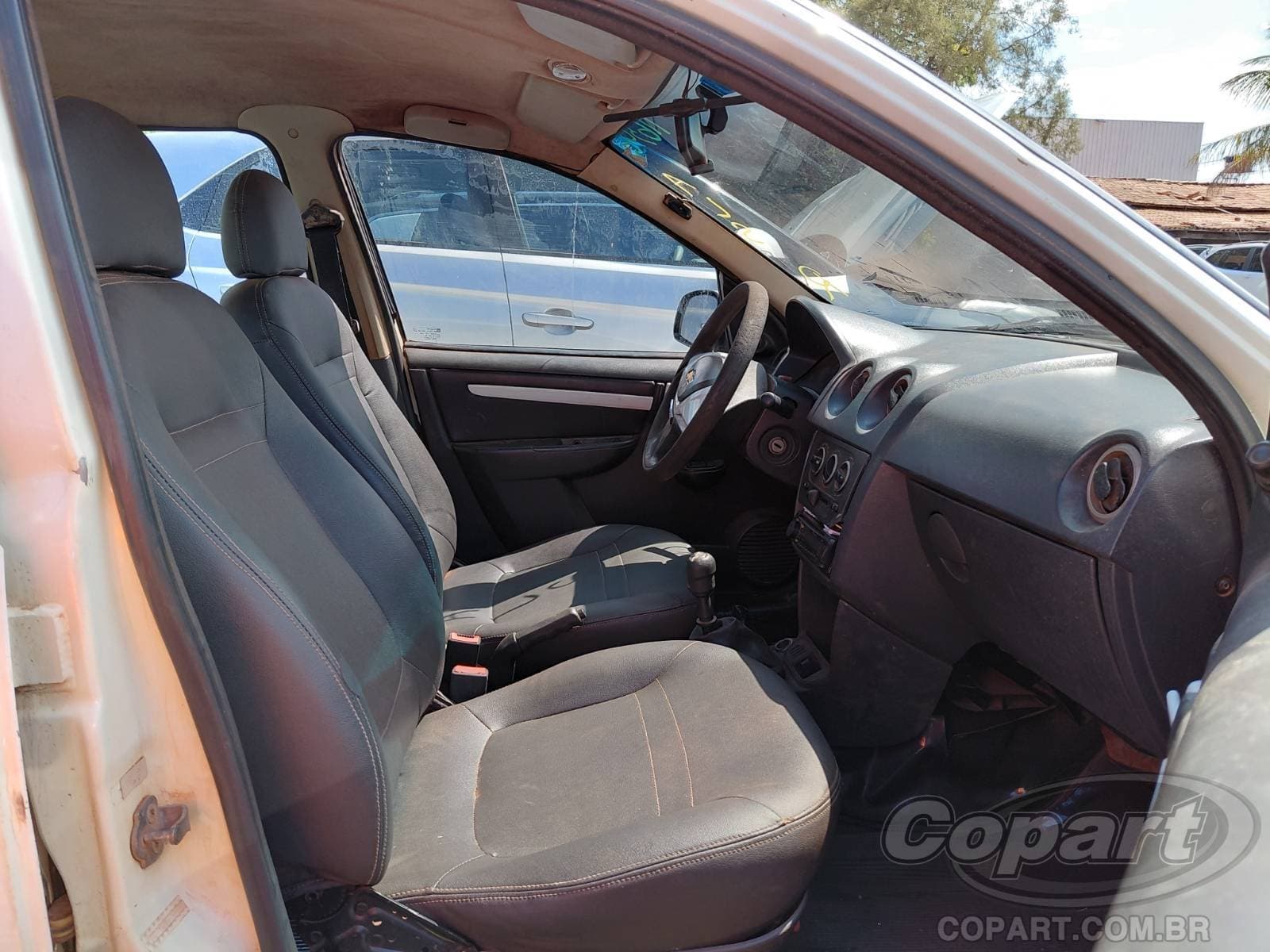 Chevrolet Prisma 2010 — foto 5