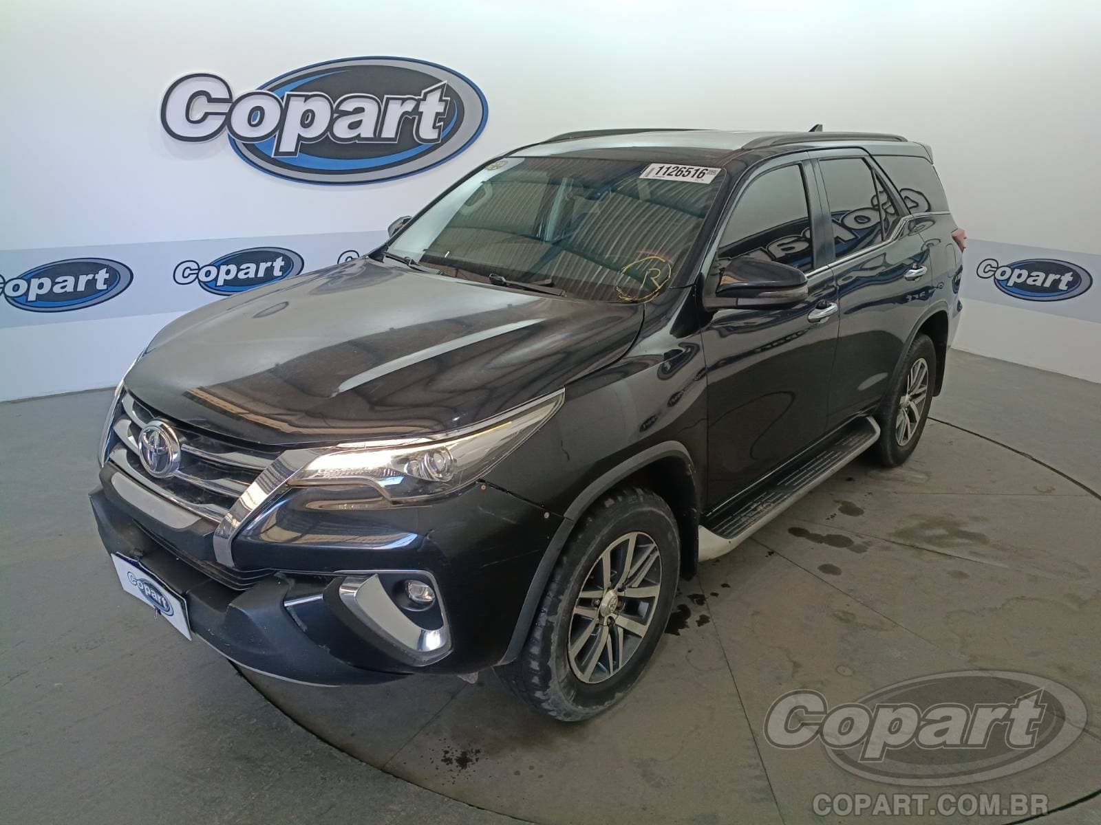 Toyota SW4 2019 — foto 2
