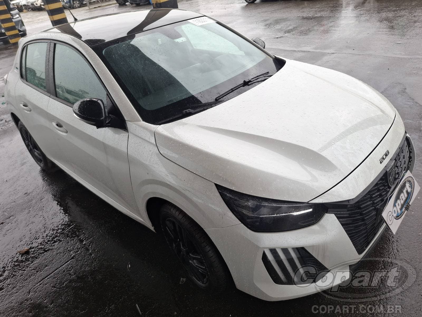 Peugeot 208 2025 — foto 1
