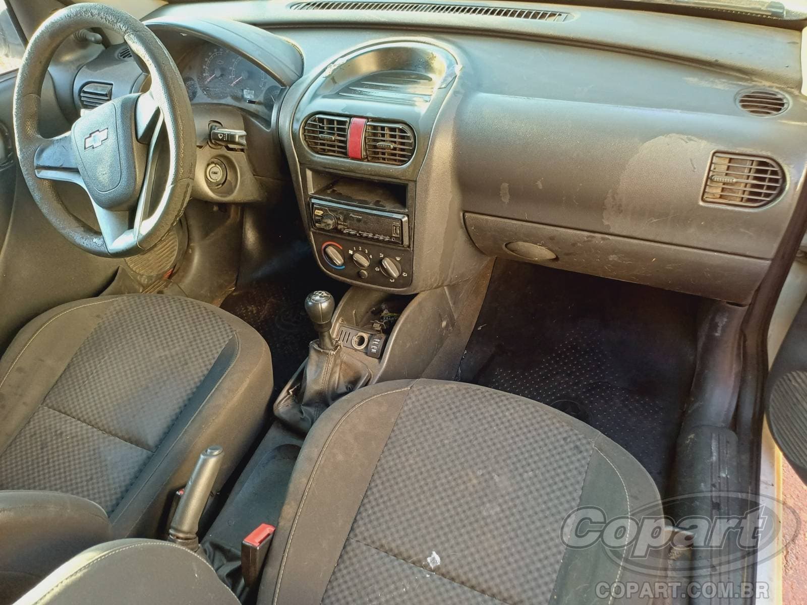 Chevrolet Montana 2010 — foto 9