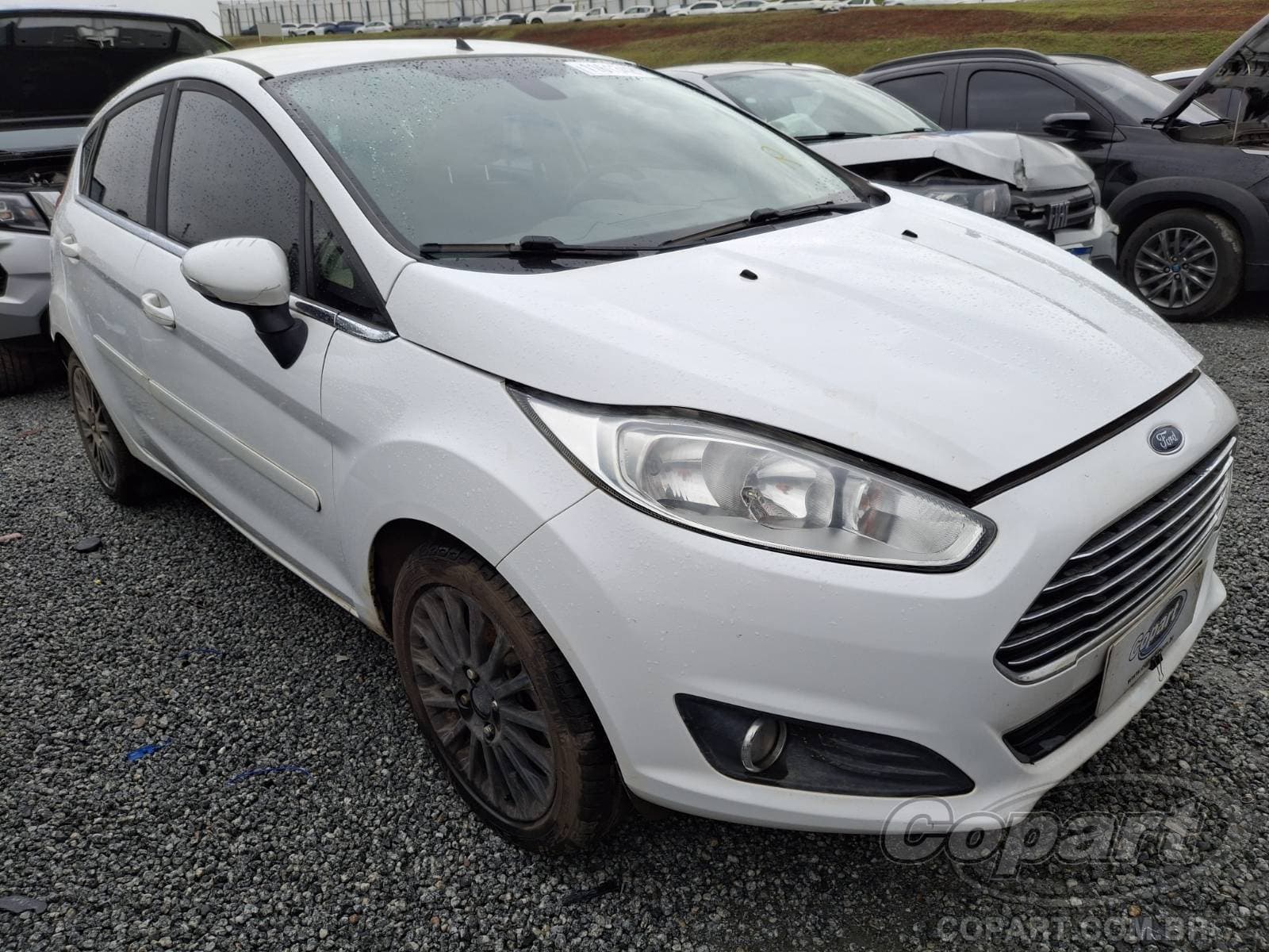 Ford Fiesta 2016 — foto 1