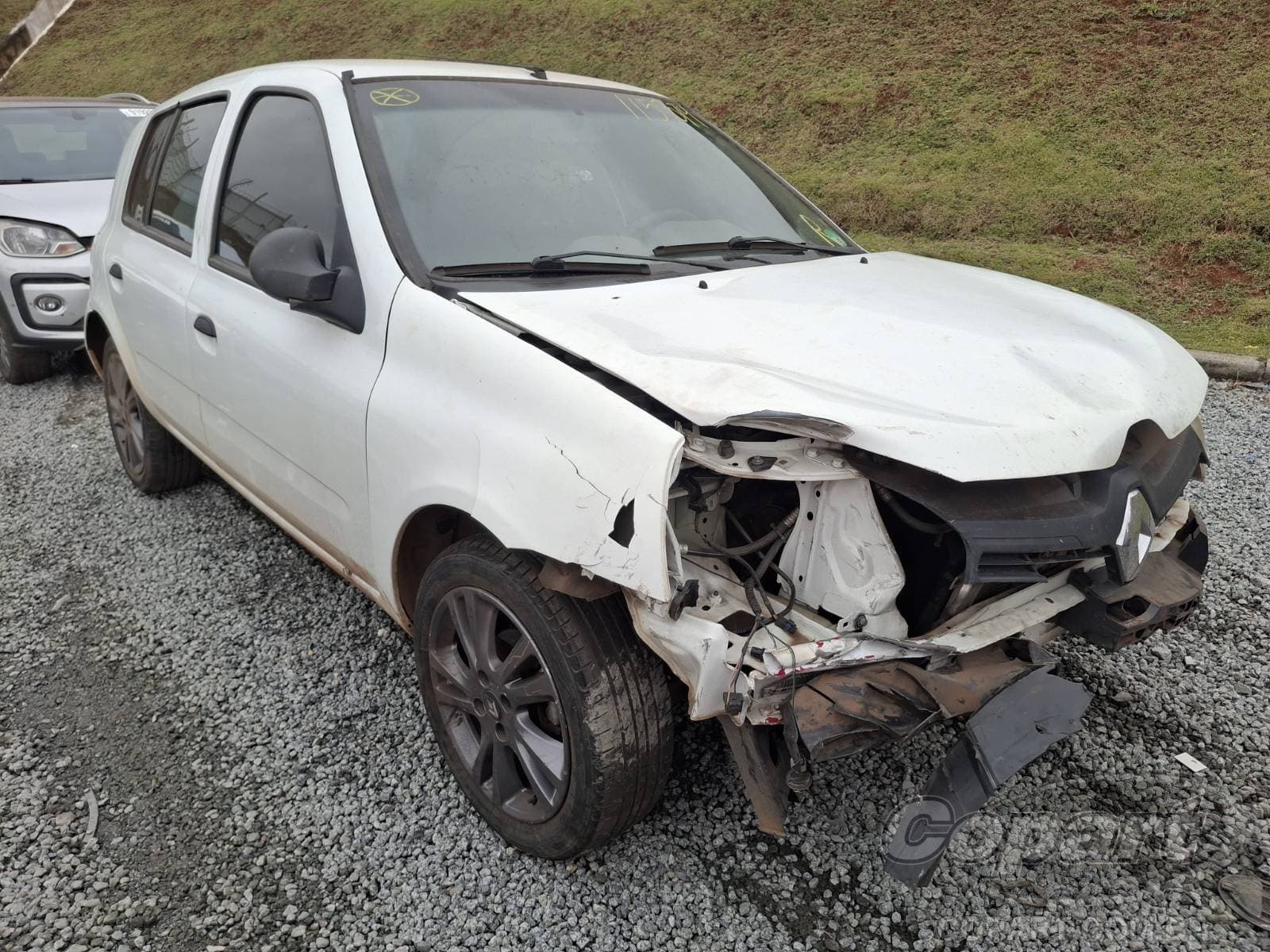 Renault Clio 2015 — foto 1
