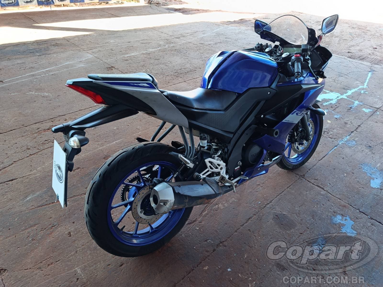 Yamaha YZF R15 2024 — foto 4