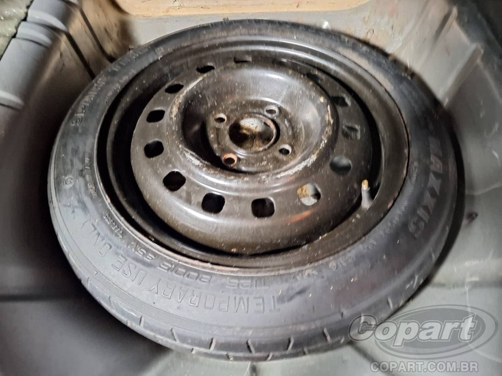 Ford Fiesta Sedan 2014 — foto 10