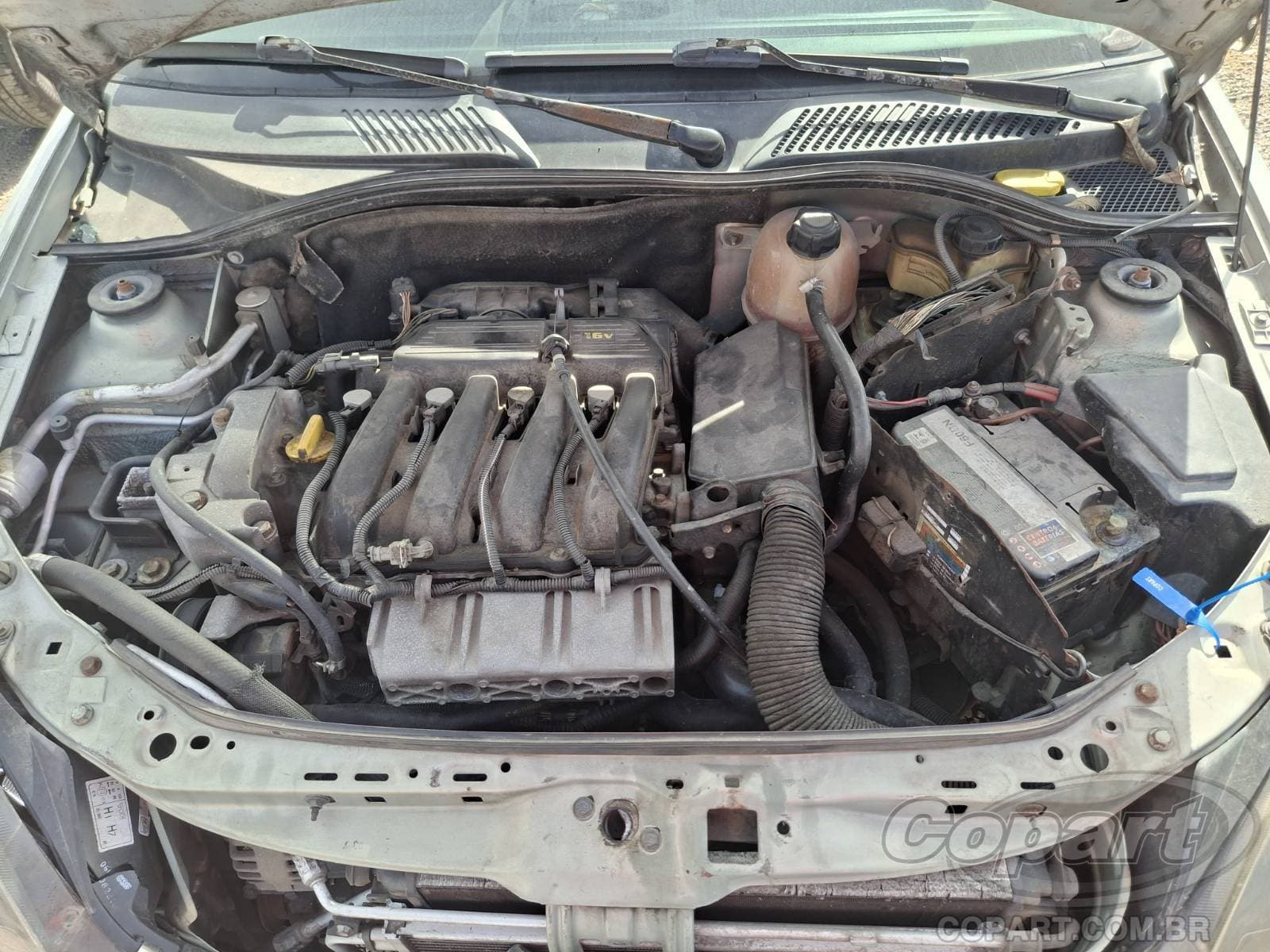 Renault Clio Sedan 2003 — foto 7