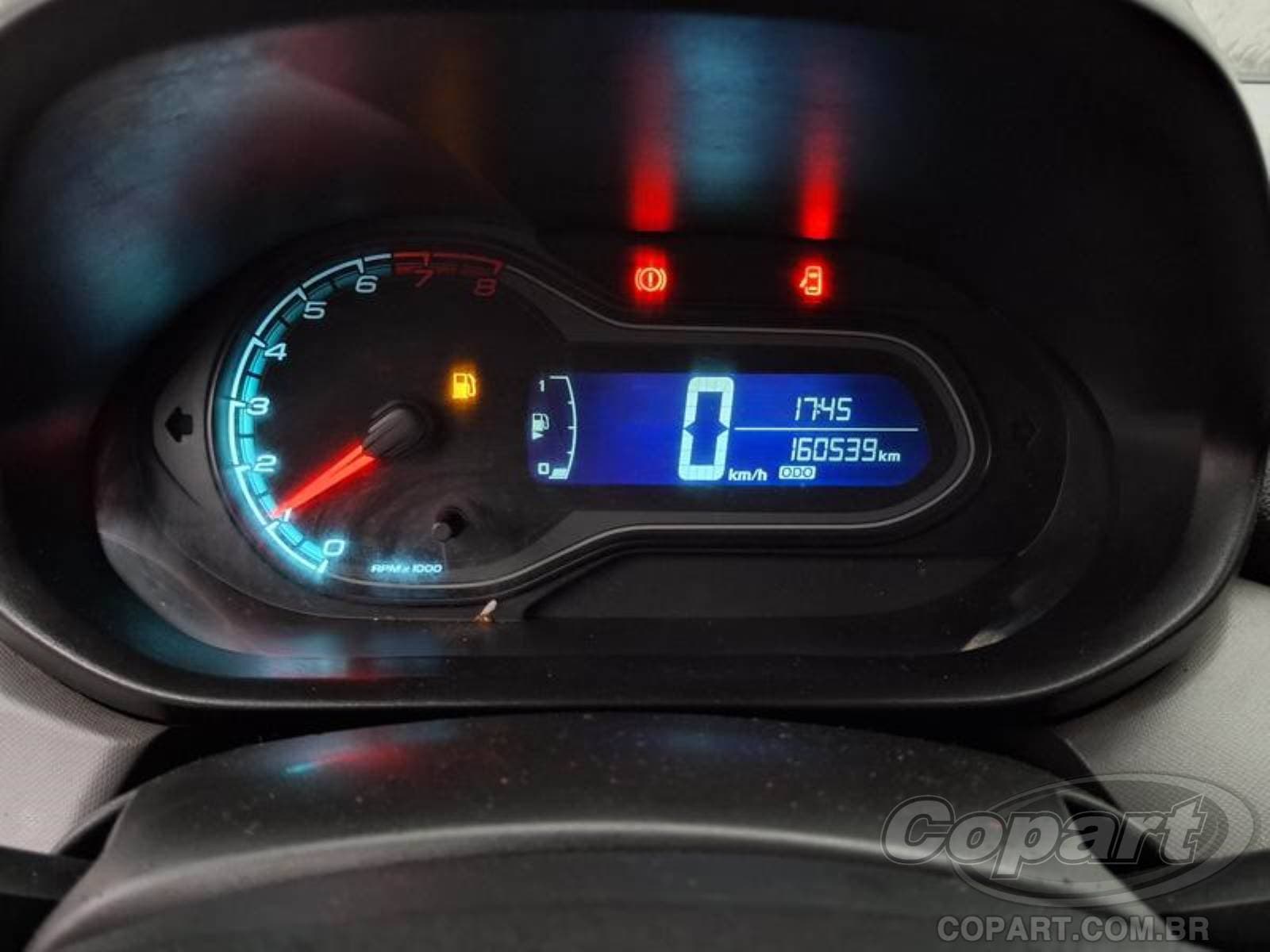 Chevrolet Onix 2015 — foto 8