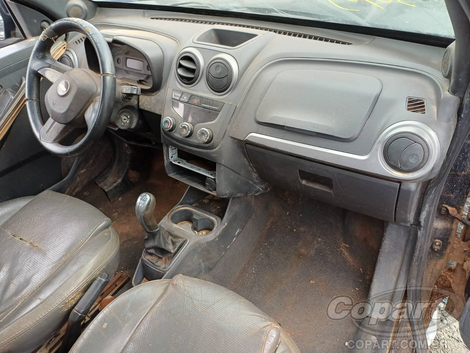 Chevrolet Montana 2013 — foto 9