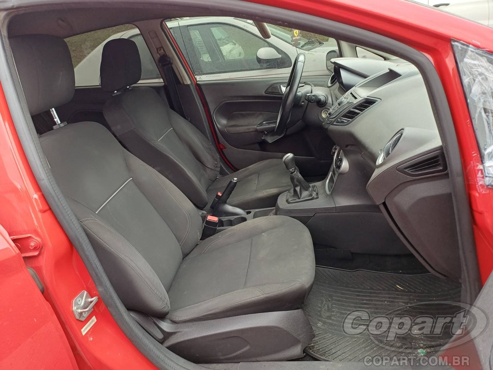 Ford Fiesta 2014 — foto 5