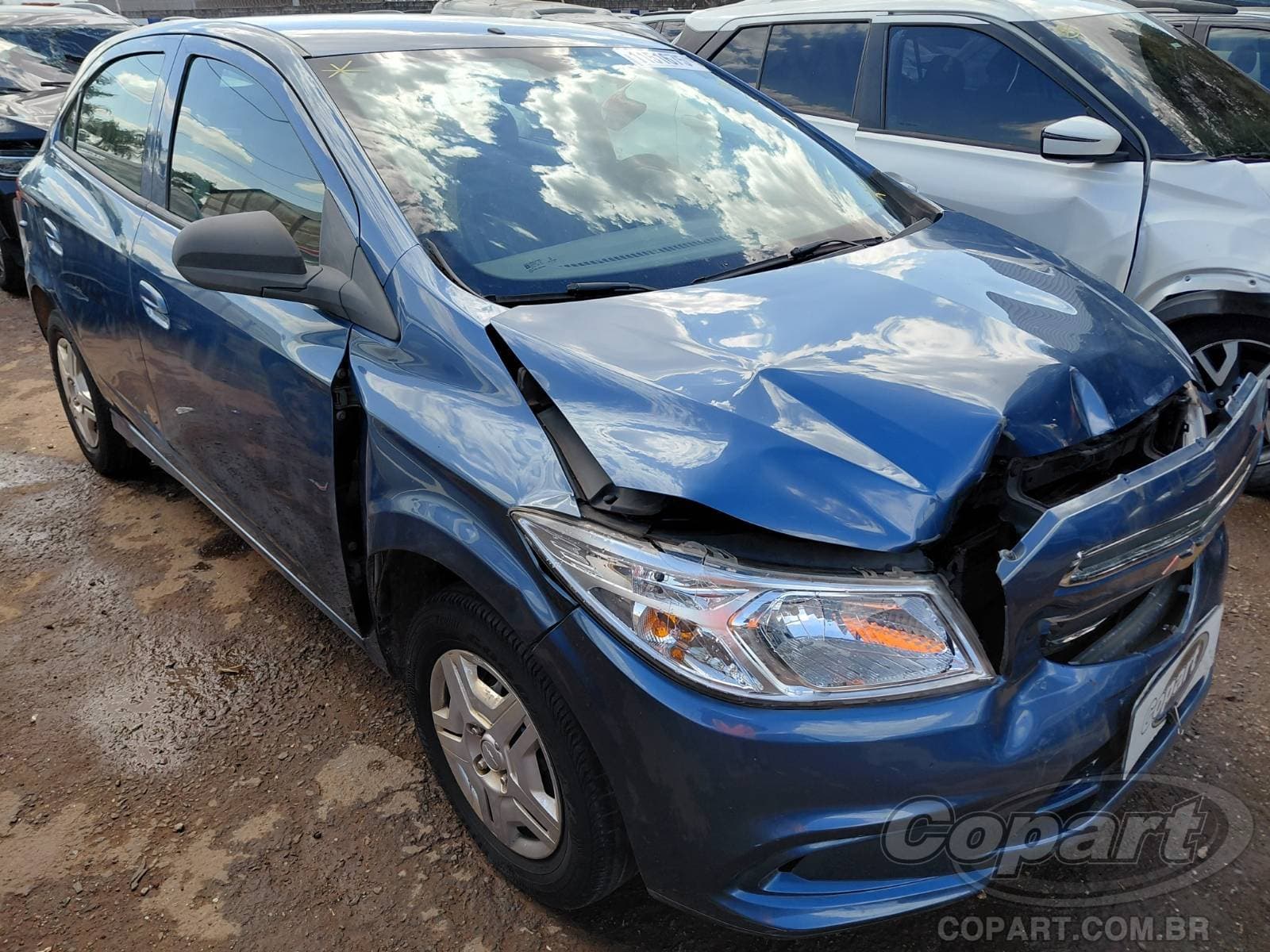 Chevrolet Onix 2015 — foto 1