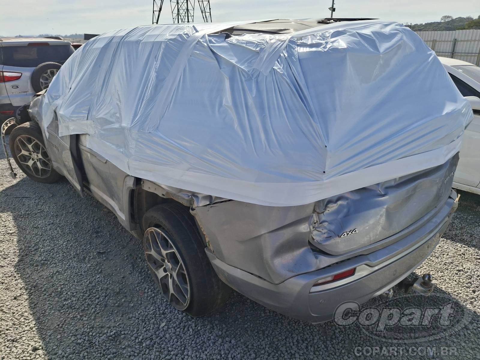Jeep Commander 2023 — foto 3