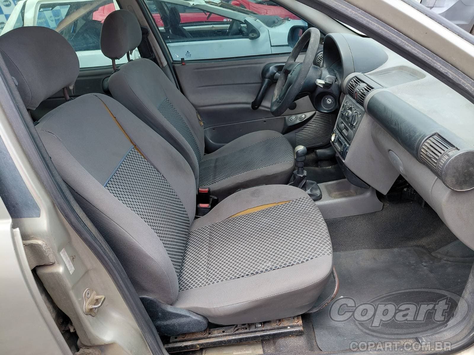 Chevrolet Classic 2010 — foto 5