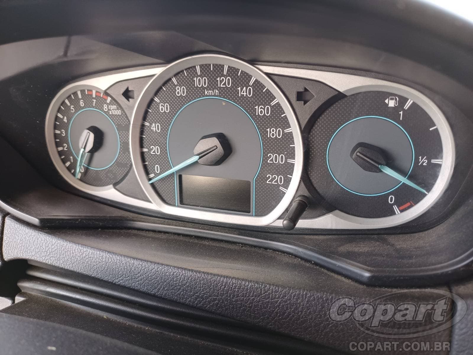 Ford KA 2015 — foto 8