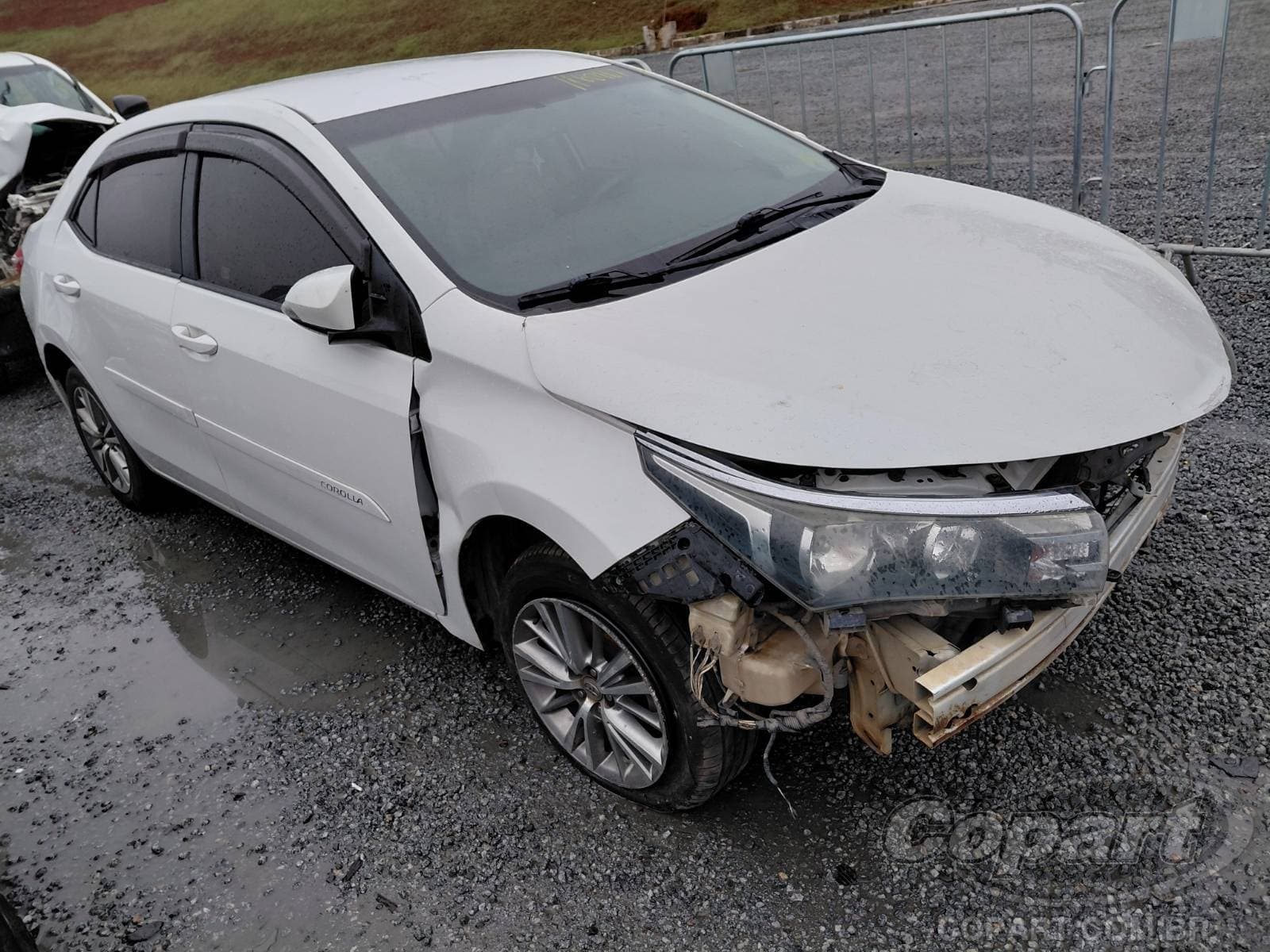 Toyota Corolla 2.0 16V DUAL VVT-I 2015