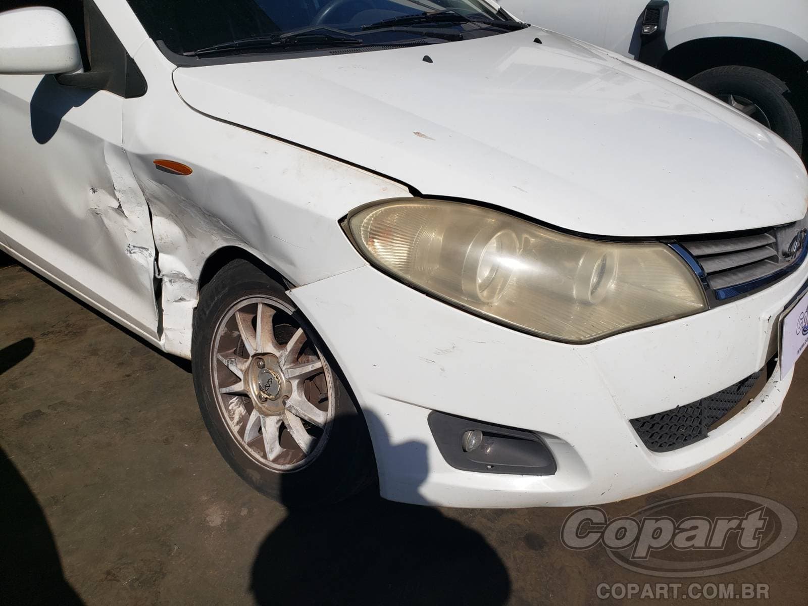 Chery Celer Sedan 2013 — foto 11
