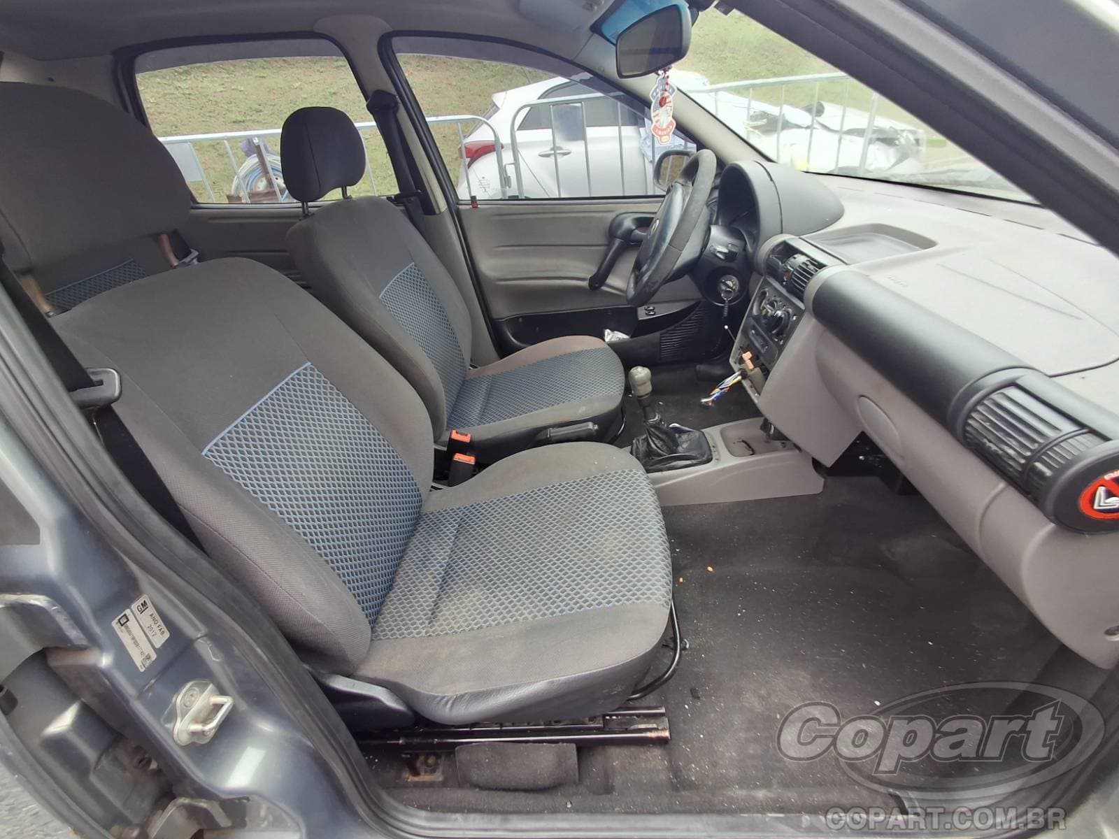 Chevrolet Classic 2013 — foto 5
